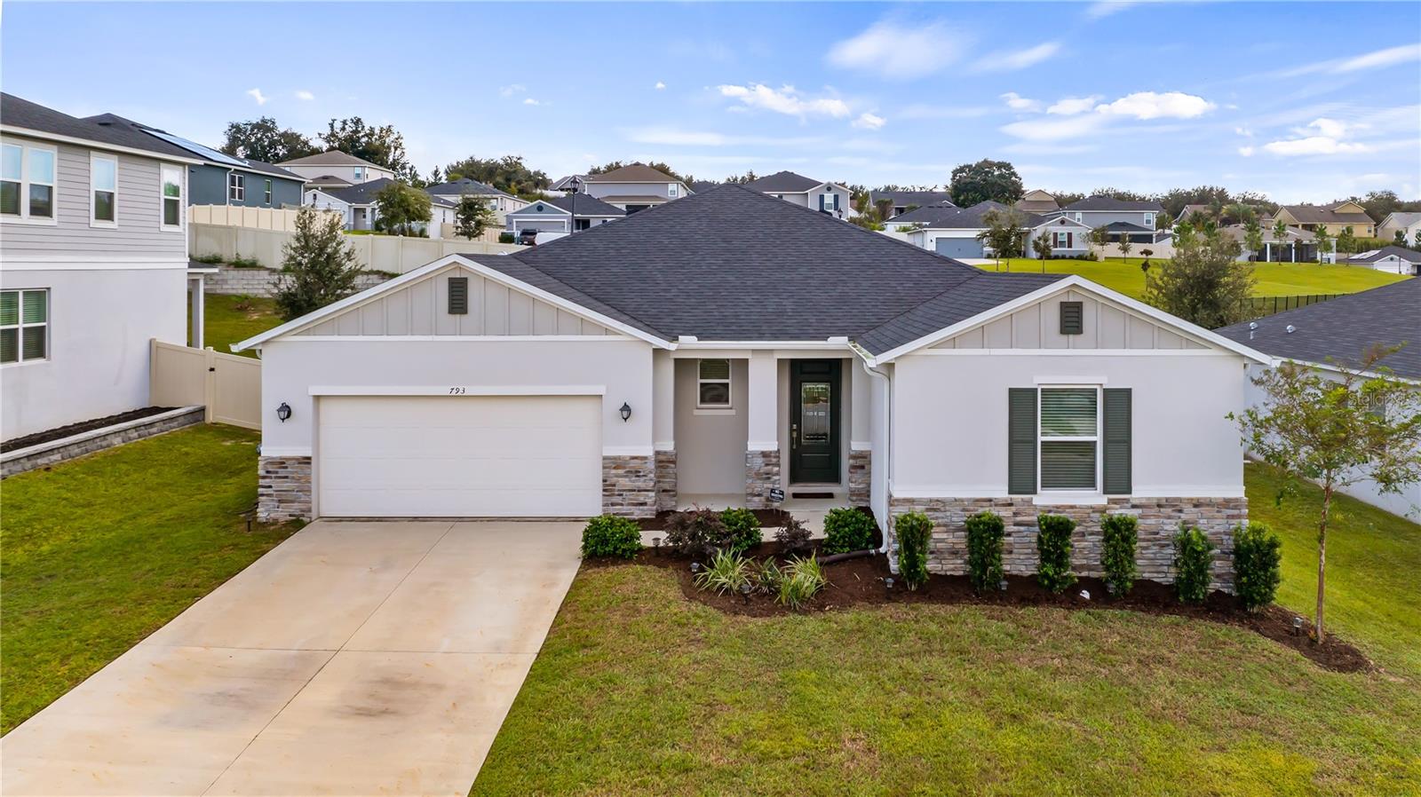 793 RIOJA DR