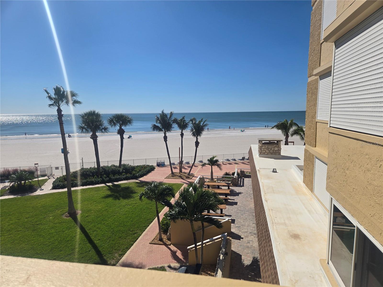 Views from the balcony directly towards the beach - 17920 GULF BLVD #302, REDINGTON SHORES