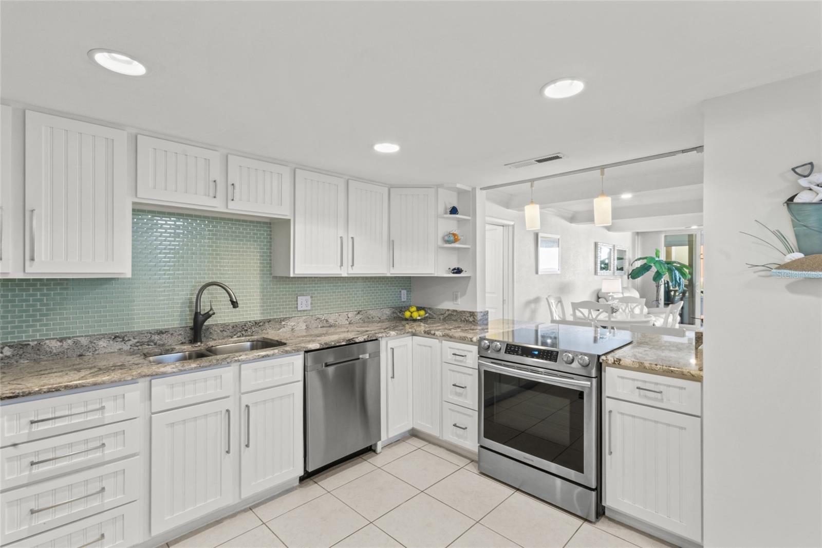 Condominium at 17920 GULF BLVD #302, REDINGTON SHORES, photo 13 of 85