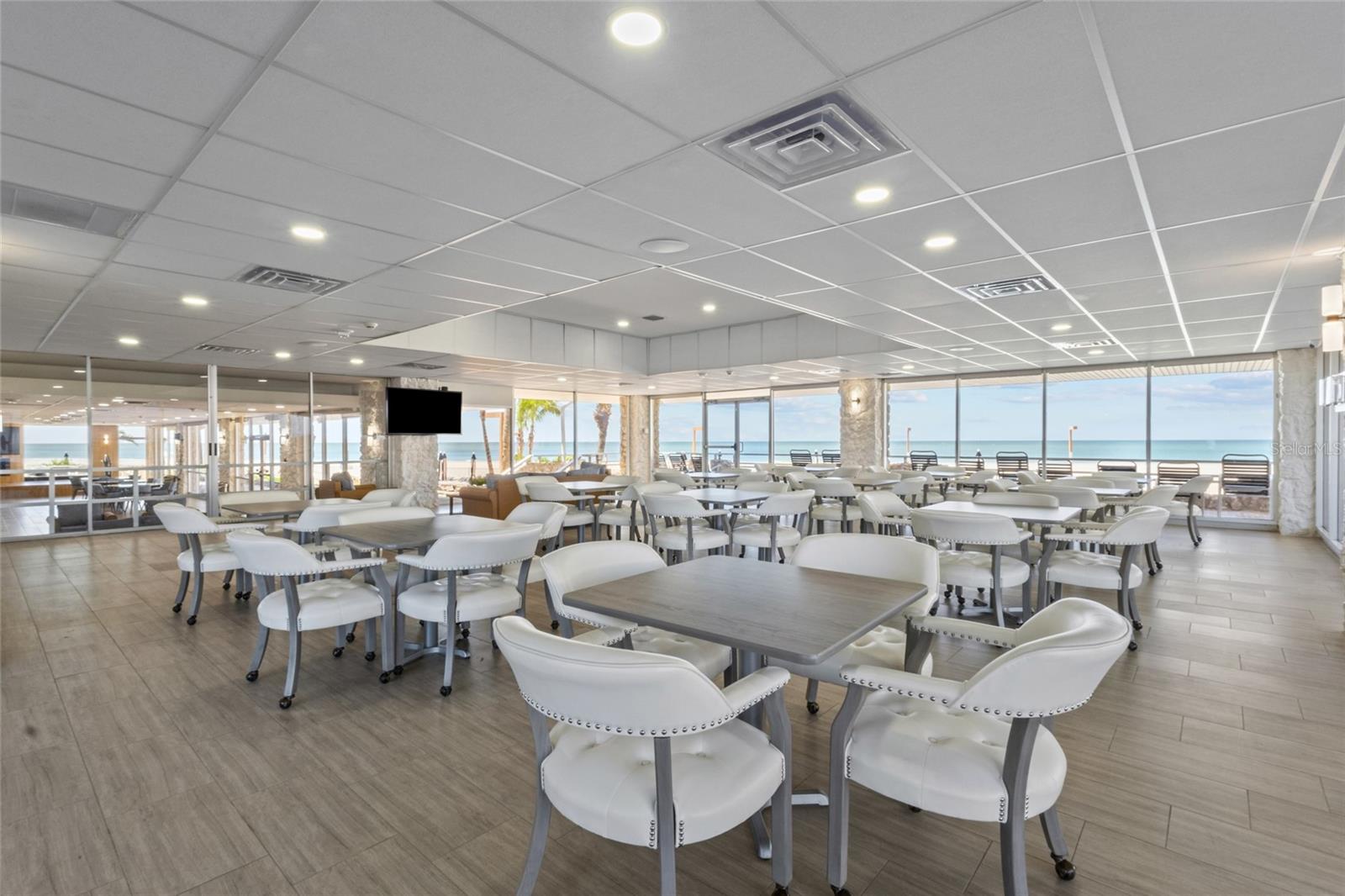 common areas - 17920 GULF BLVD #302, REDINGTON SHORES