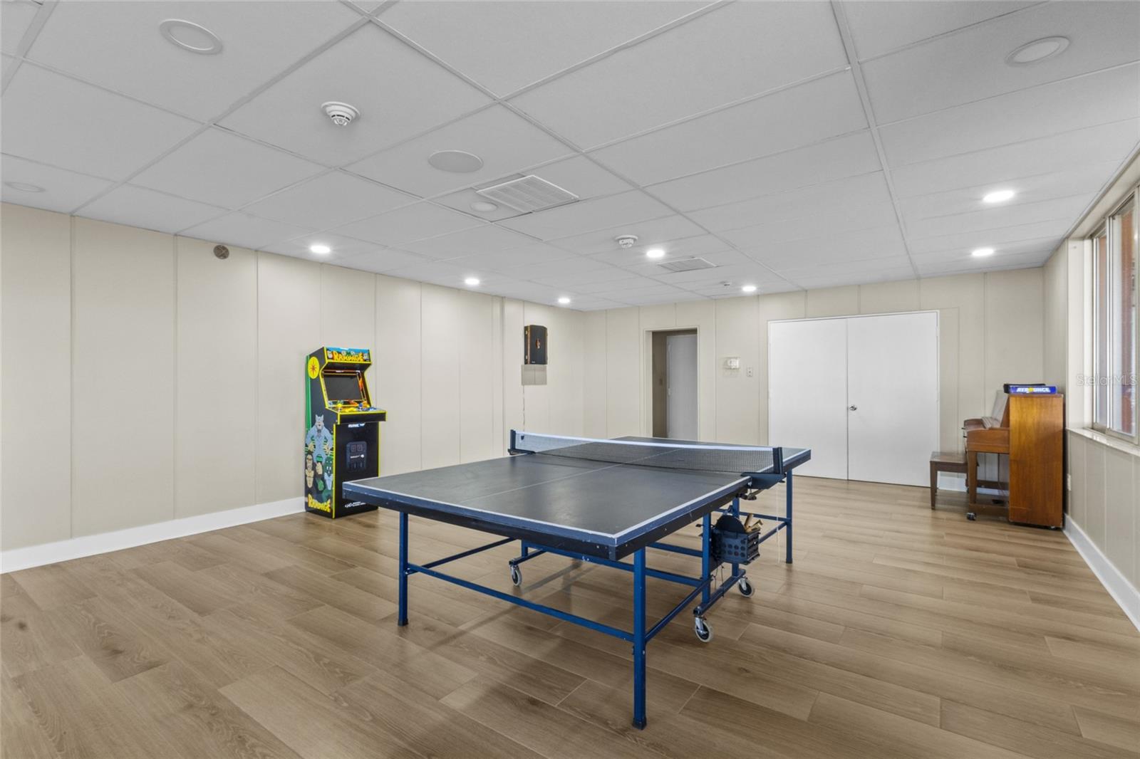 common areas Ping pong - 17920 GULF BLVD #302, REDINGTON SHORES