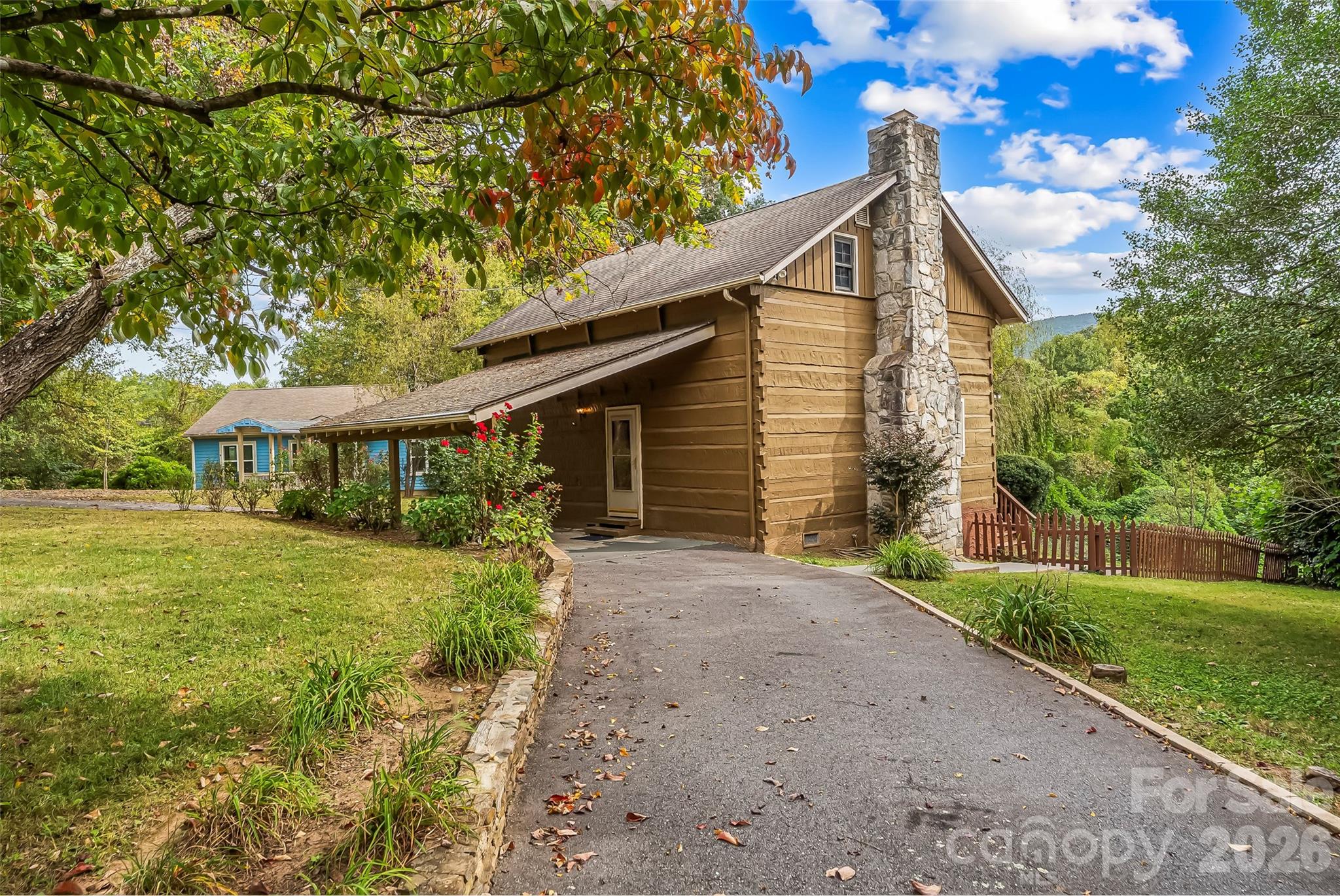 82 Oteen Church Rd (Mountain View Cabin): Circular driveway with porte cochere - 68, 72, 82, and 84 Oteen Church Road, Asheville