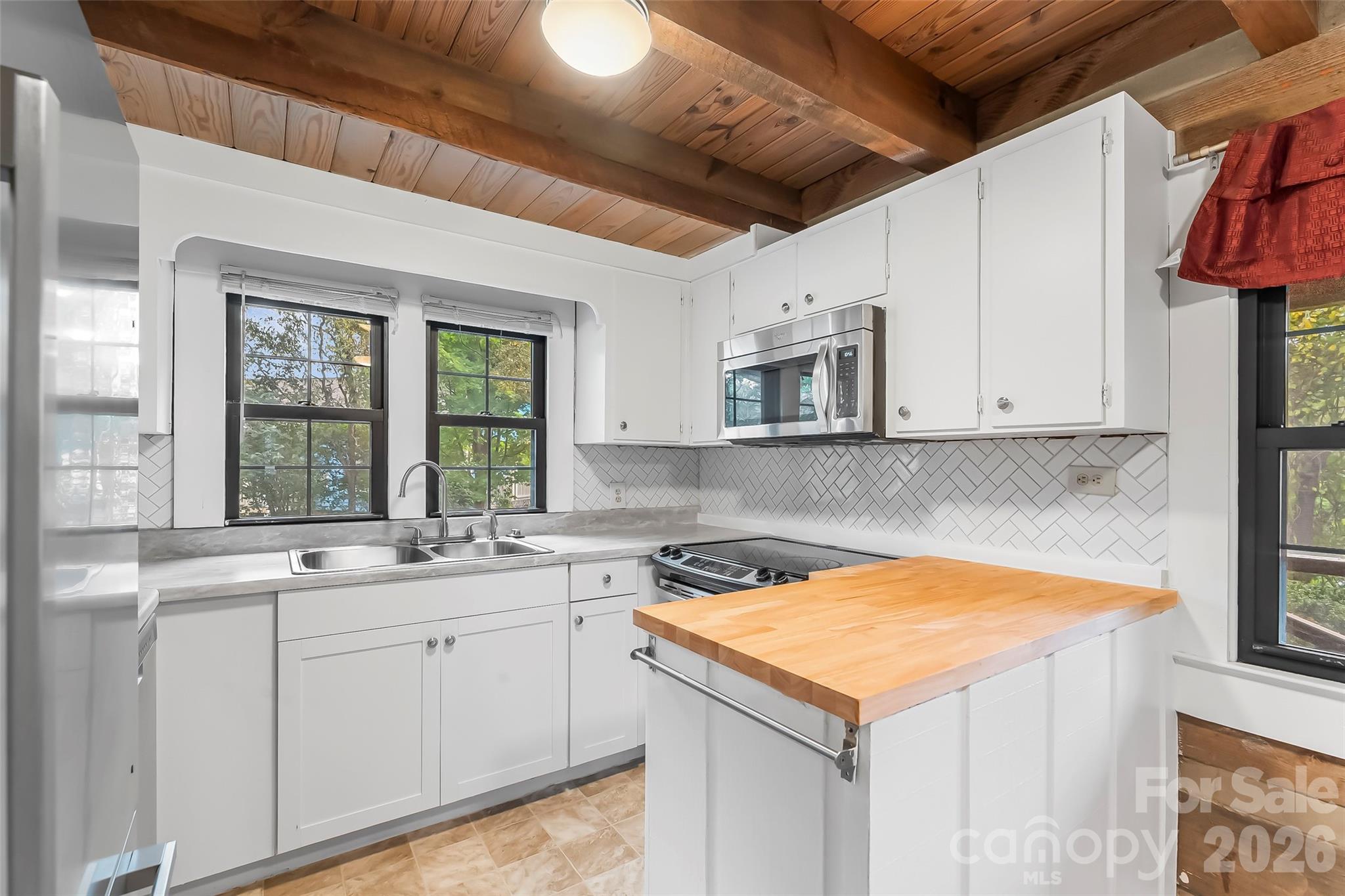 82 Oteen Church Rd (Mountain View Cabin): Kitchen - 68, 72, 82, and 84 Oteen Church Road, Asheville