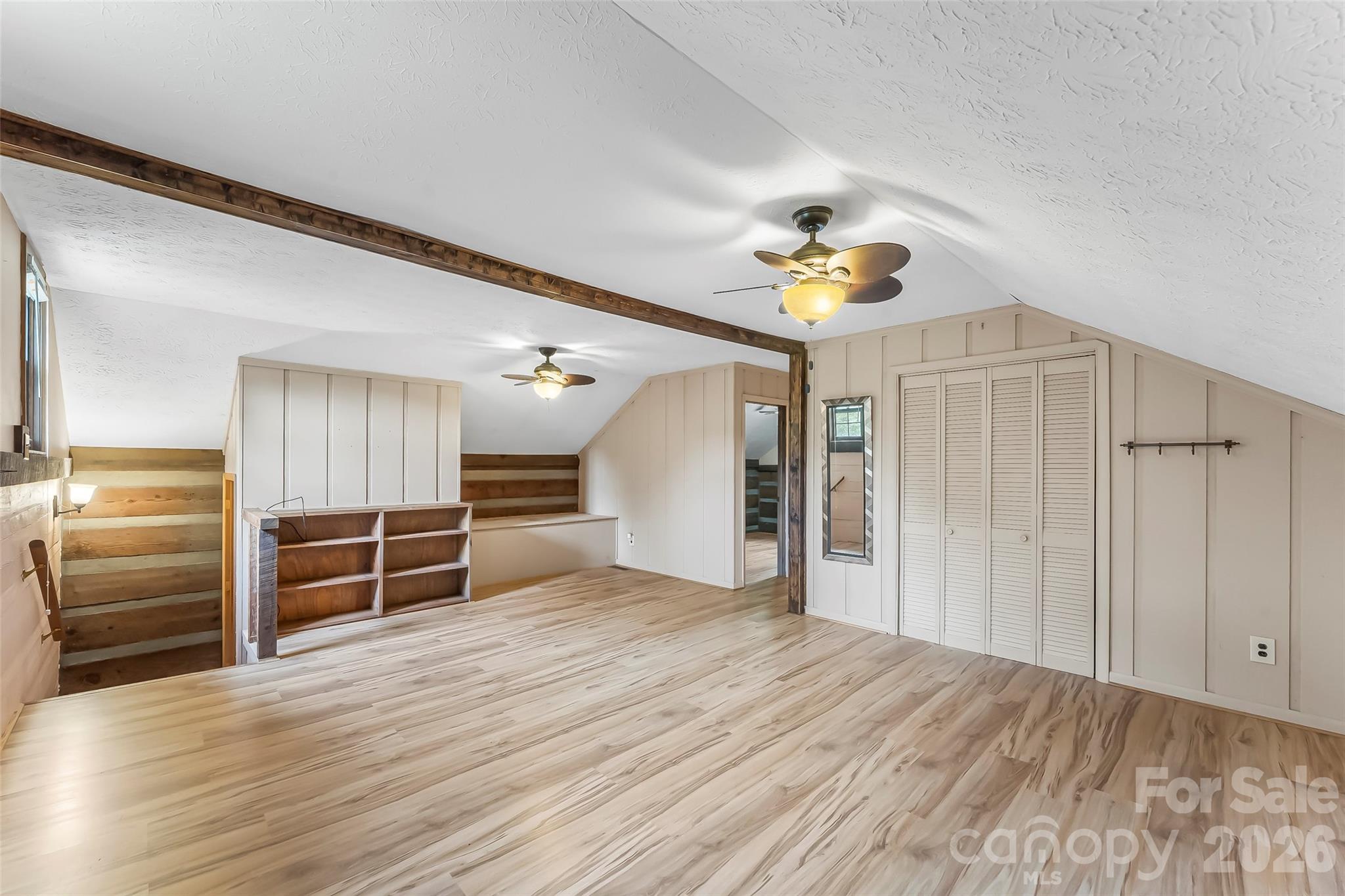 82 Oteen Church Rd (Mountain View Cabin): Upper level bedroom suite - 68, 72, 82, and 84 Oteen Church Road, Asheville