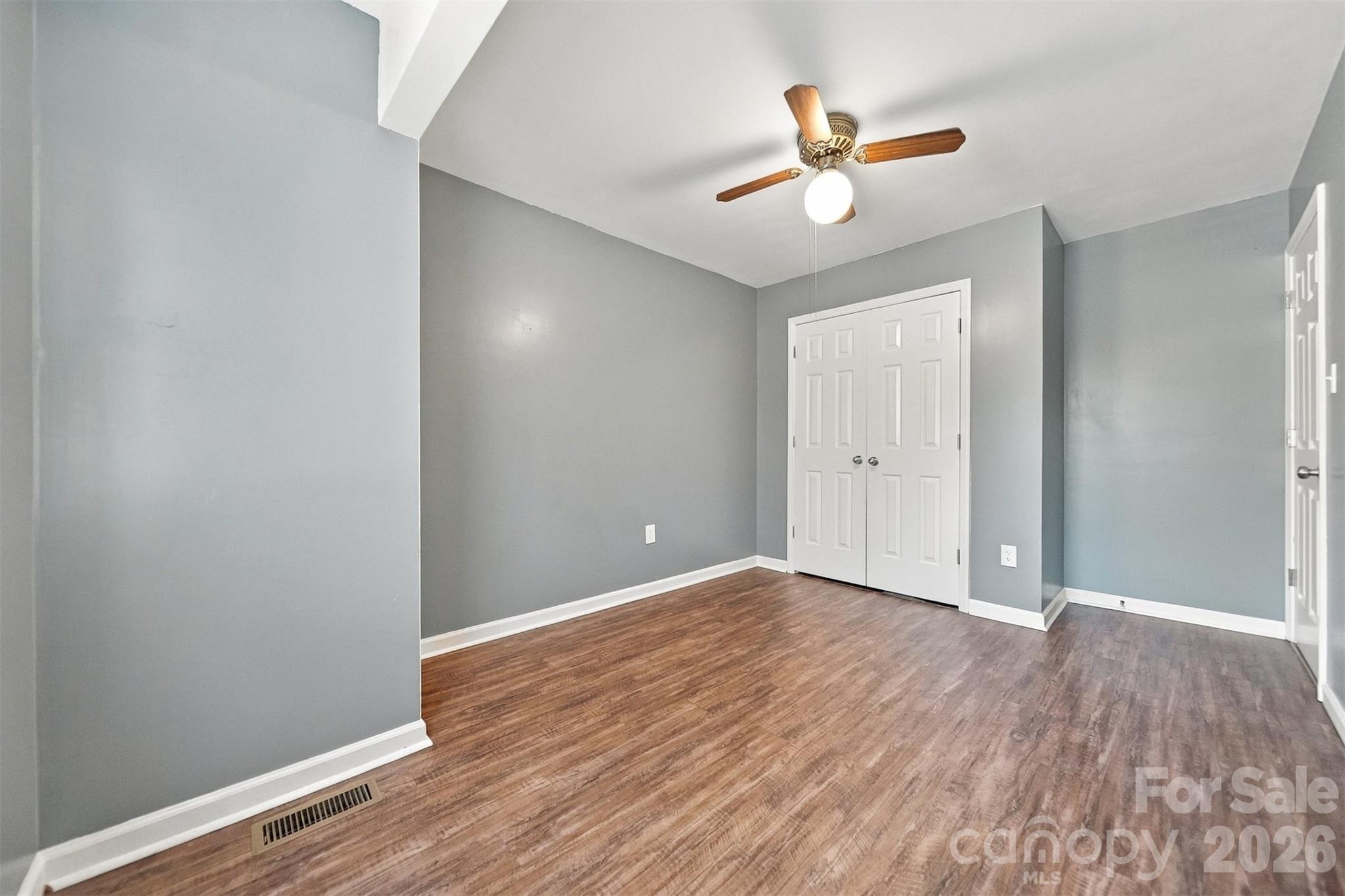 Townhouse at 605 8th Avenue SW, Conover, photo 18 of 36