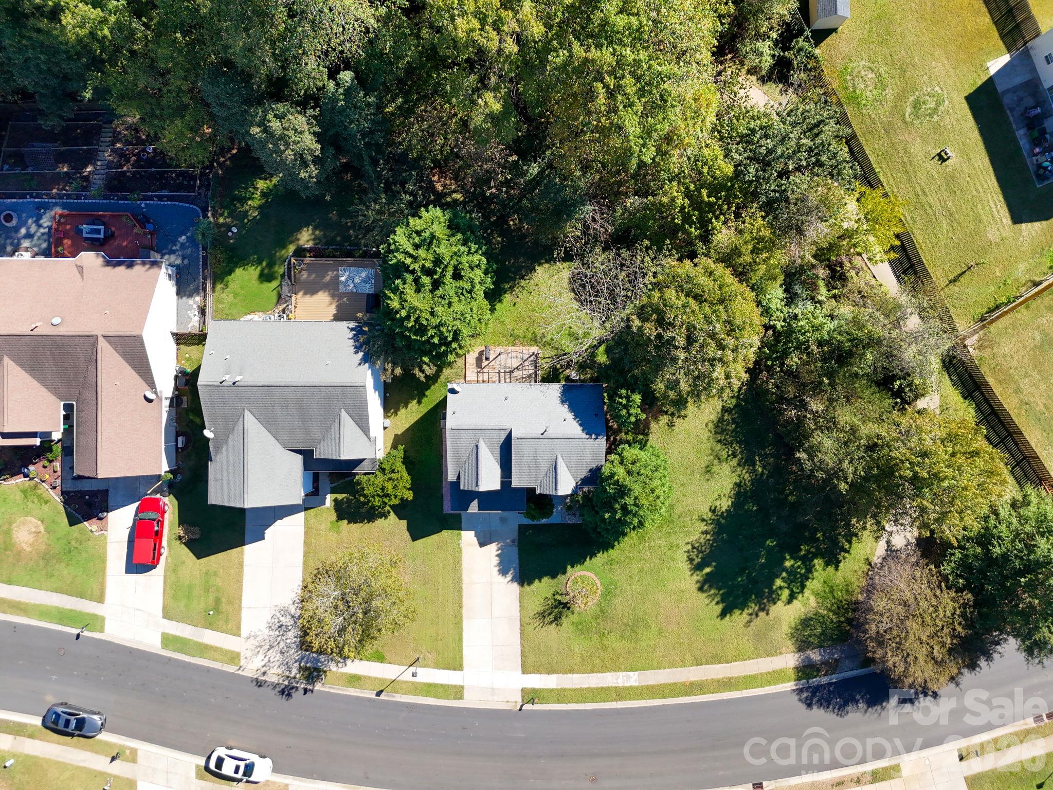 Single Family Residence at 15850 Circlegreen Drive, Charlotte, photo 24 of 25