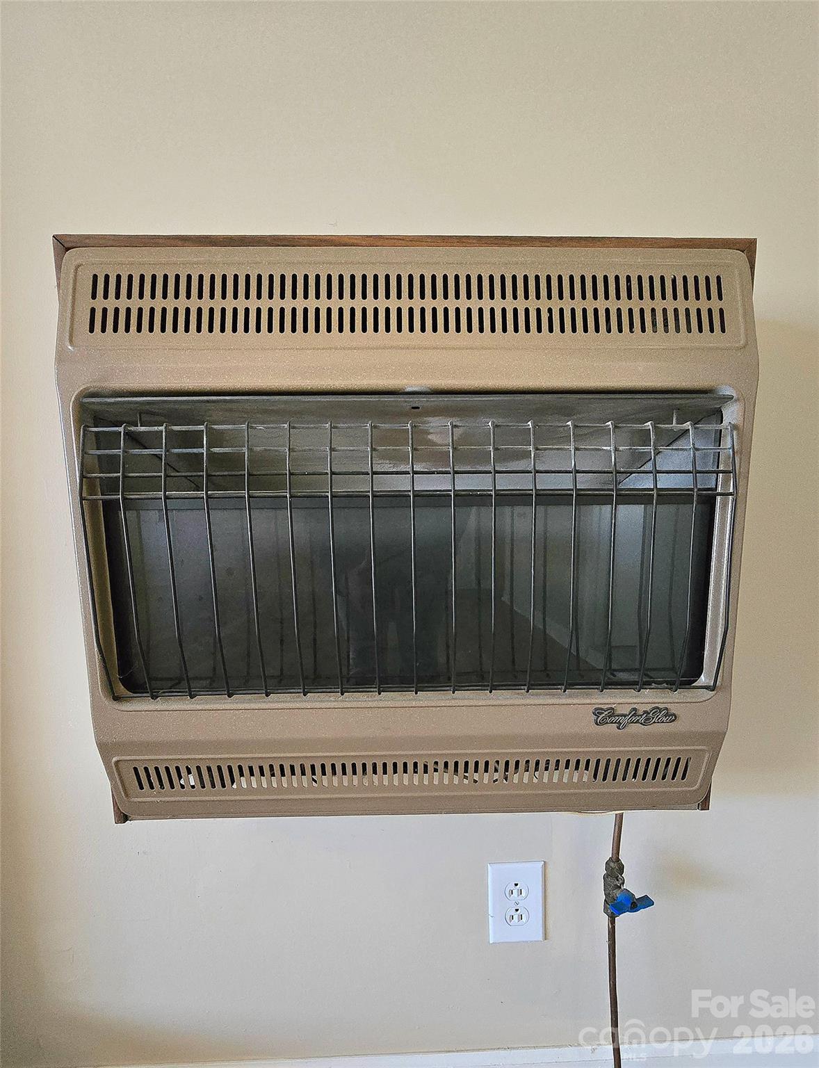 additional supplemental heat, gas heater in Family Room - 112 Wendover Drive, Lincolnton