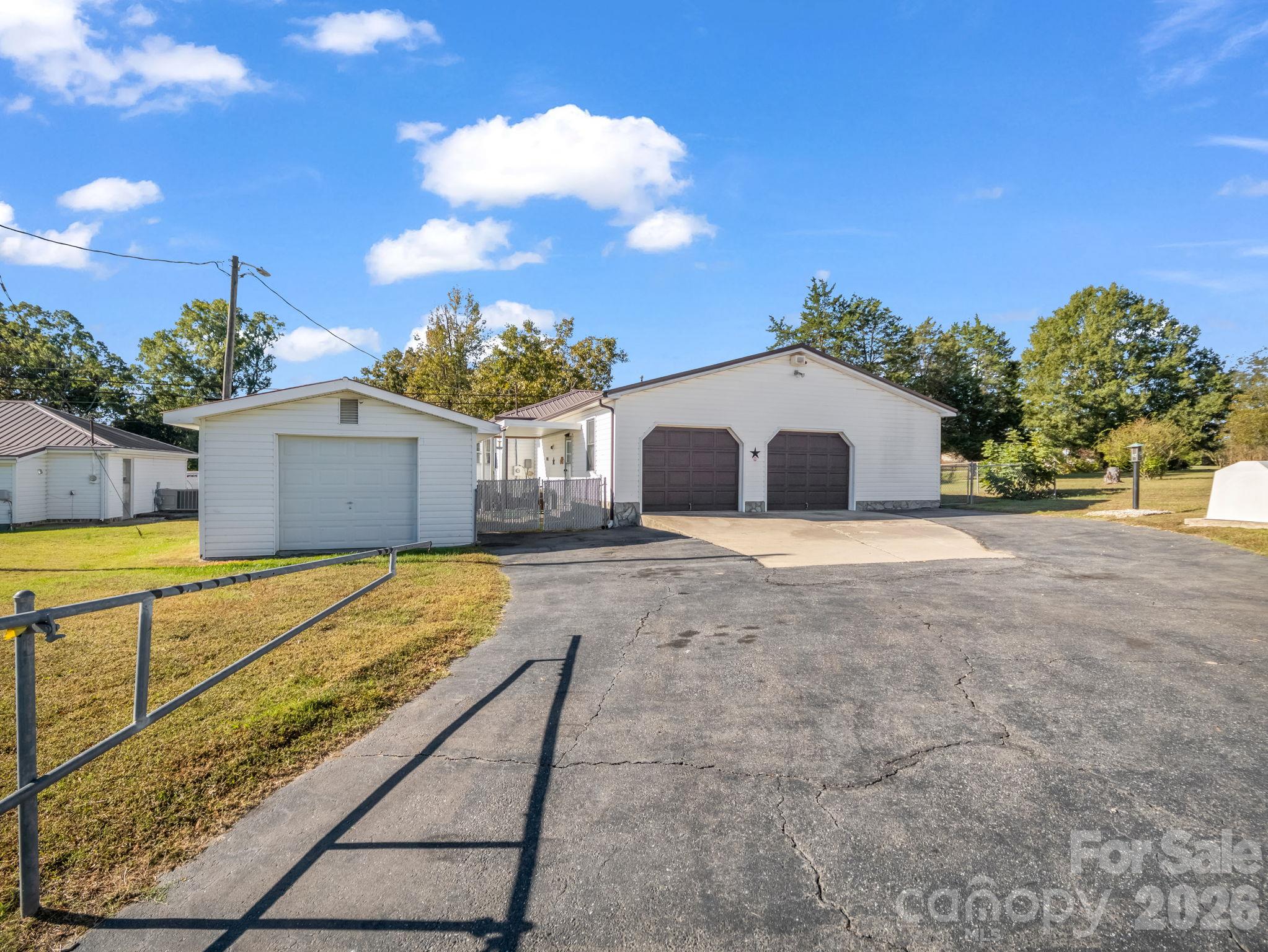 Single Family Residence at 7508 Dallas Cherryville Highway, Cherryville, photo 12 of 52