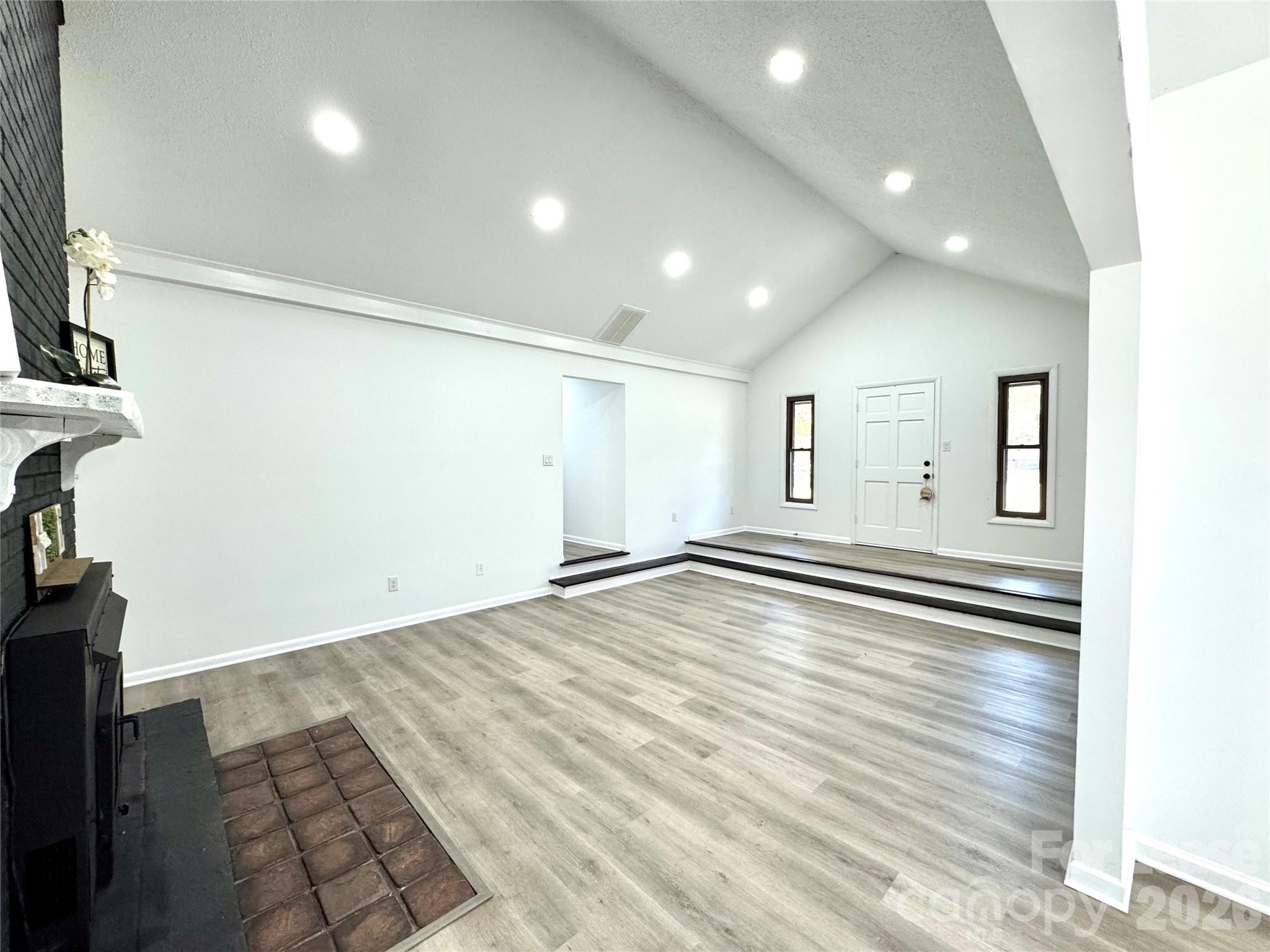 Single Family Residence at 425 Acorn Oaks Drive, Salisbury, photo 5 of 18