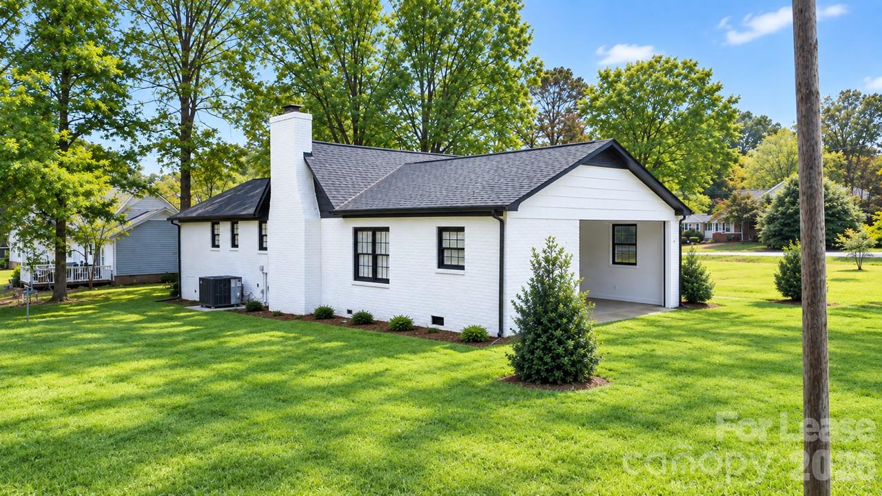 Single Family Residence at 425 Acorn Oaks Drive, Salisbury, photo 17 of 18