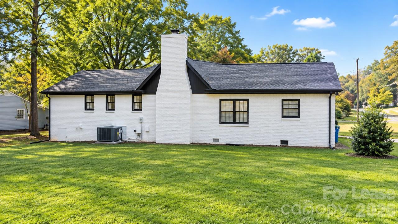 Single Family Residence at 425 Acorn Oaks Drive, Salisbury, photo 18 of 18