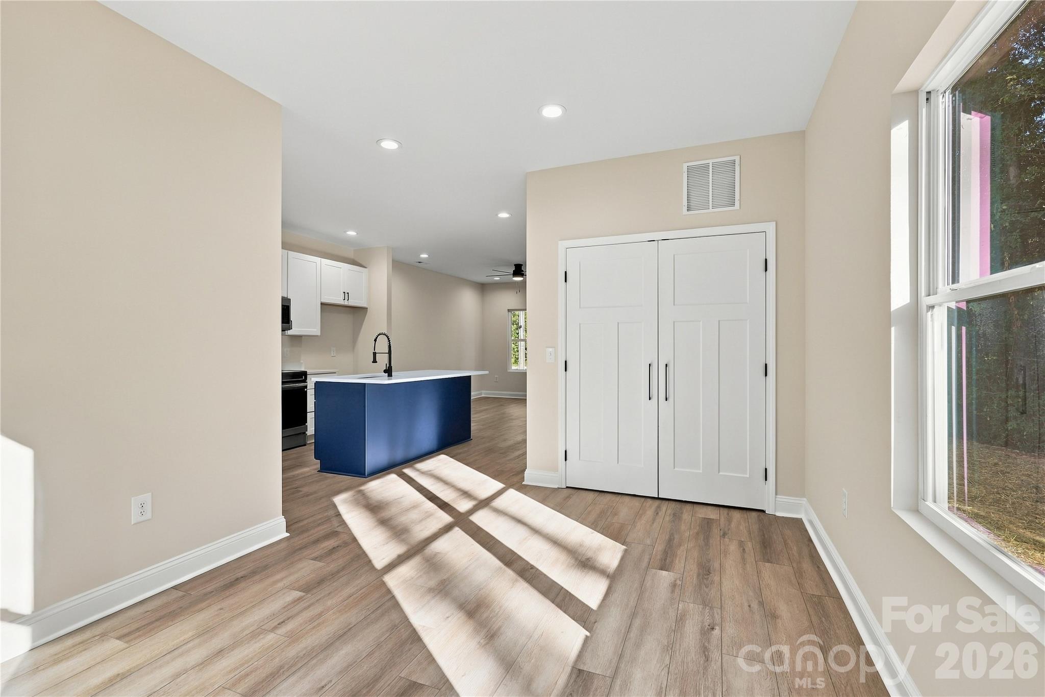 Single Family Residence at 2275 S Jake Alexander Boulevard, Salisbury, photo 16 of 41