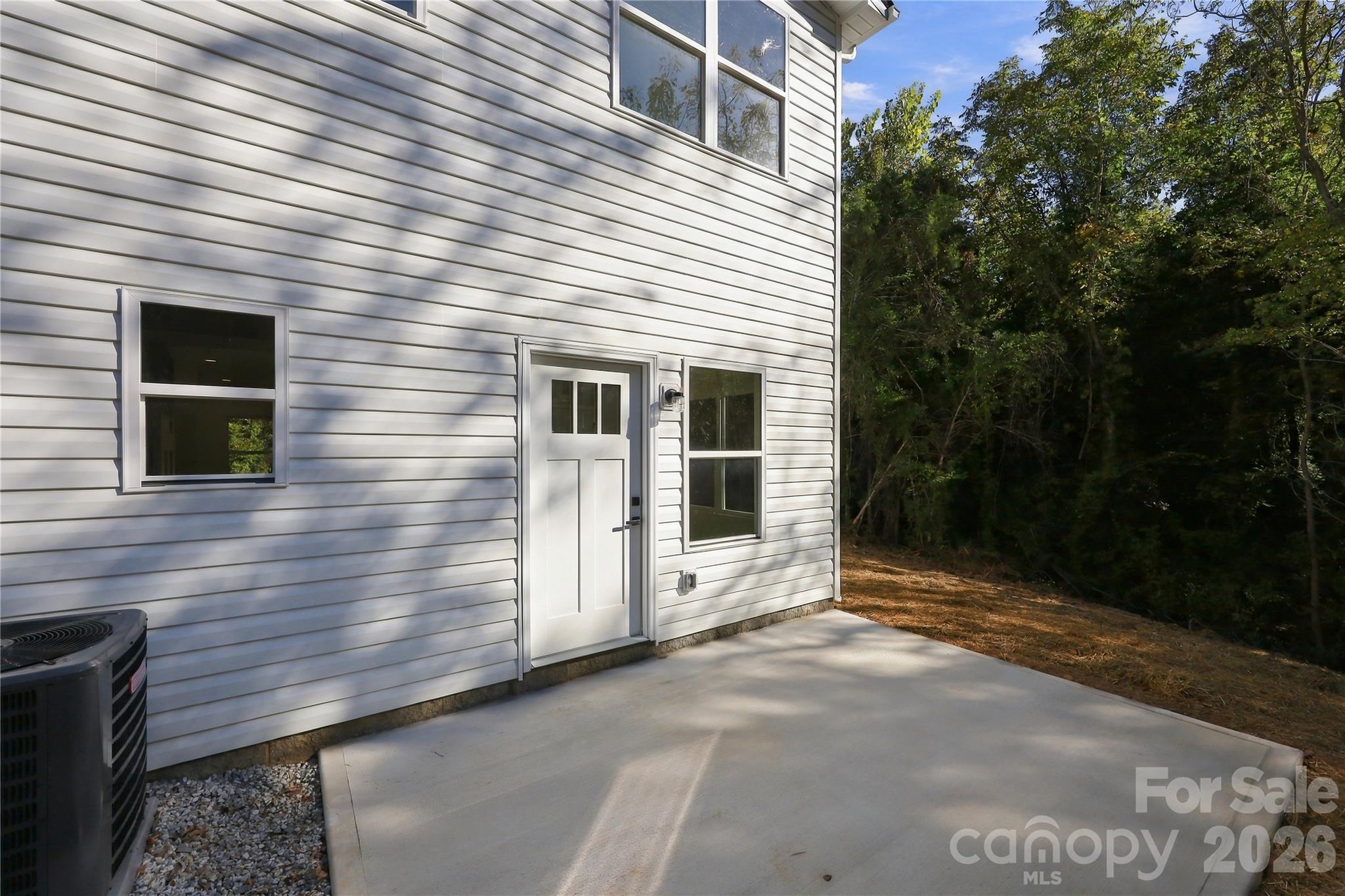 Single Family Residence at 2275 S Jake Alexander Boulevard, Salisbury, photo 35 of 41