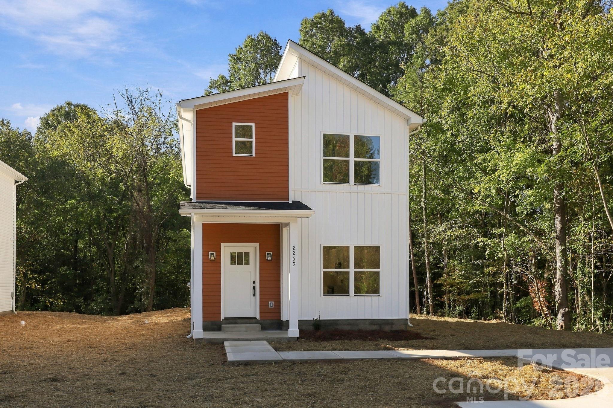 Single Family Residence at 2269 S Jake Alexander Boulevard, Salisbury, photo 4 of 41