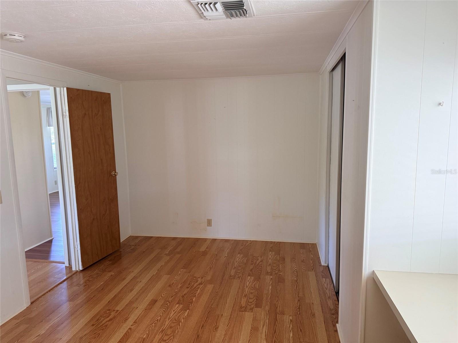 Second Bedroom - 182 N SAINT THOMAS CIR, APOLLO BEACH