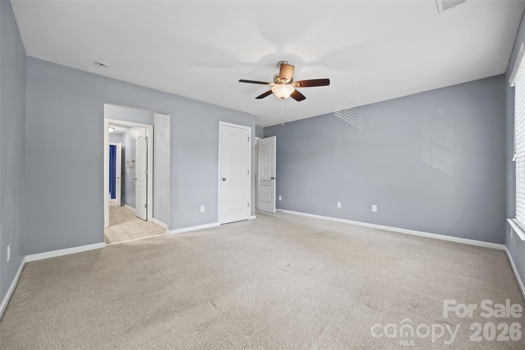 Single Family Residence at 1677 Fairntosh Drive, Fort Mill, photo 24 of 48