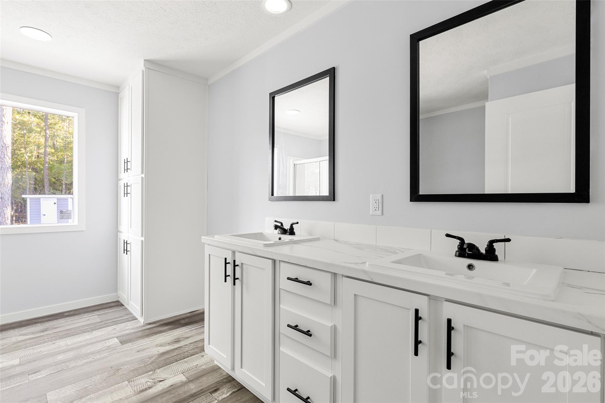 Primary bath - 1743 Beaker Road, Heath Springs