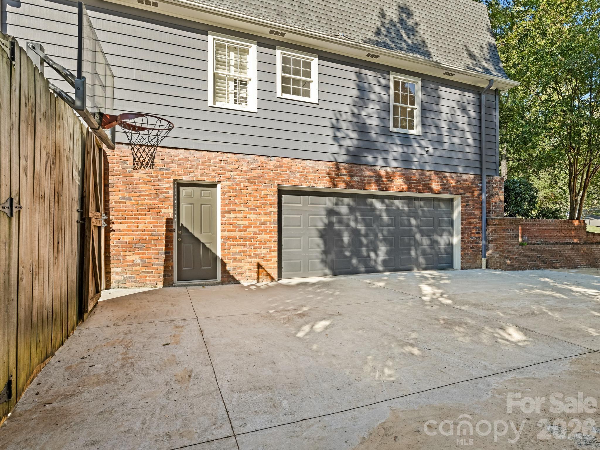 Side Exterior - 424 Whitestone Road, Charlotte