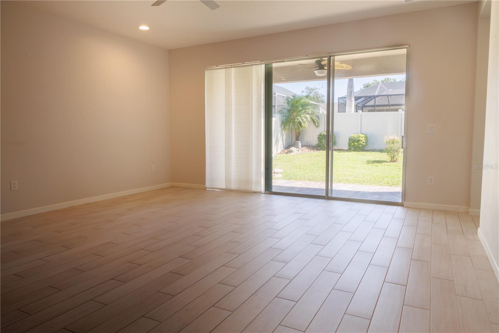 Family Room - 1011 BETTER DAYS PL, VALRICO