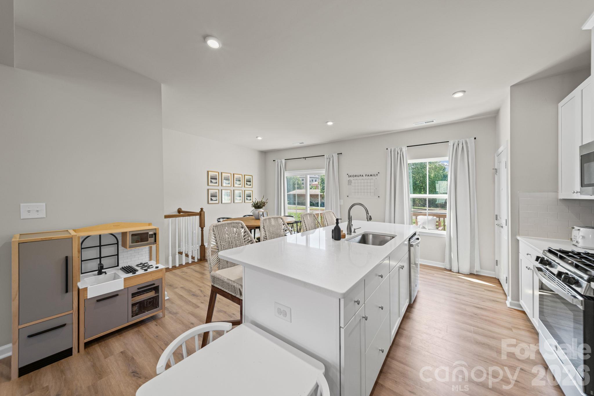 Townhouse at 2534 Grantham Place Drive, Fort Mill, photo 52 of 70