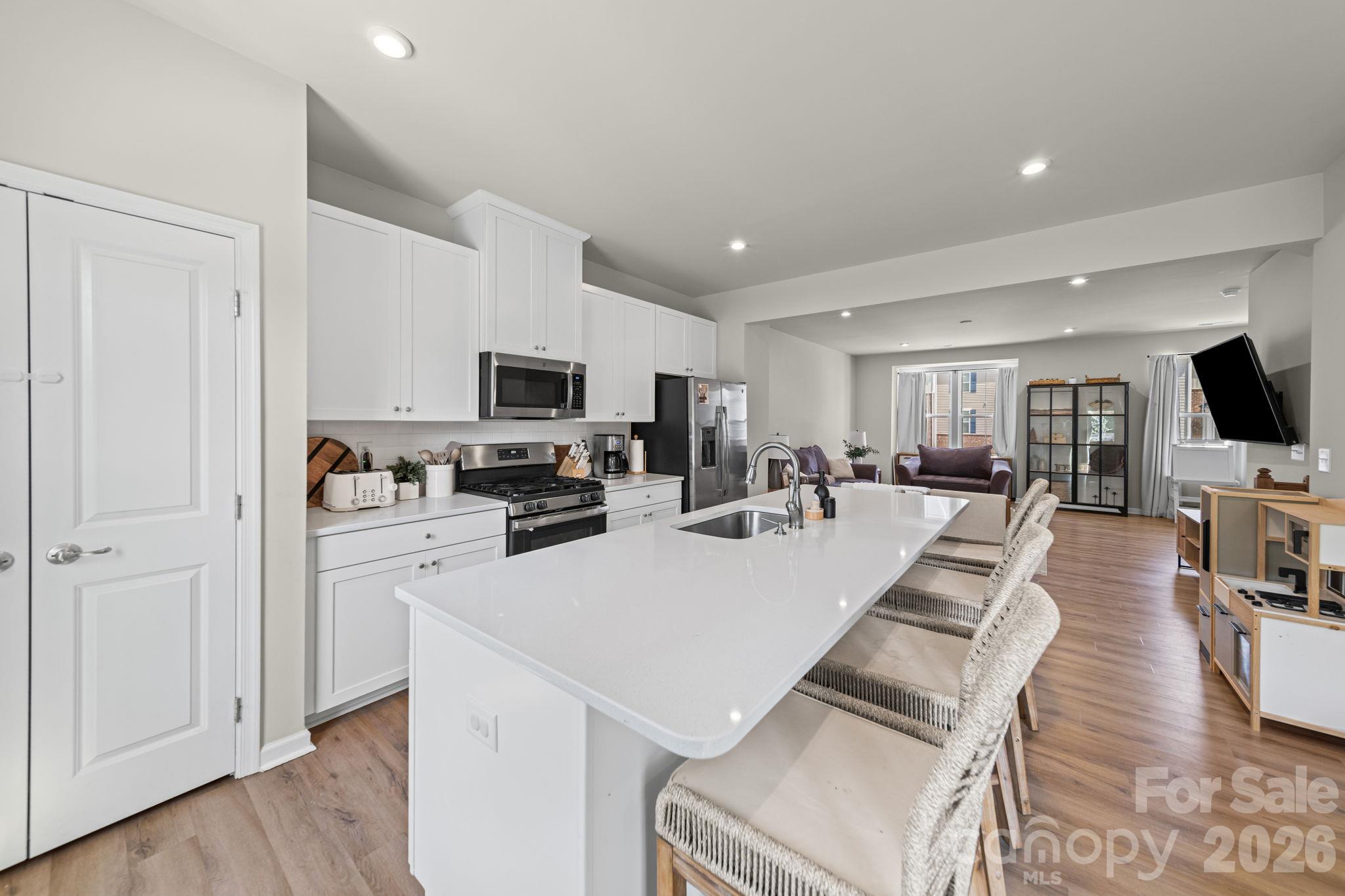 Townhouse at 2534 Grantham Place Drive, Fort Mill, photo 56 of 70