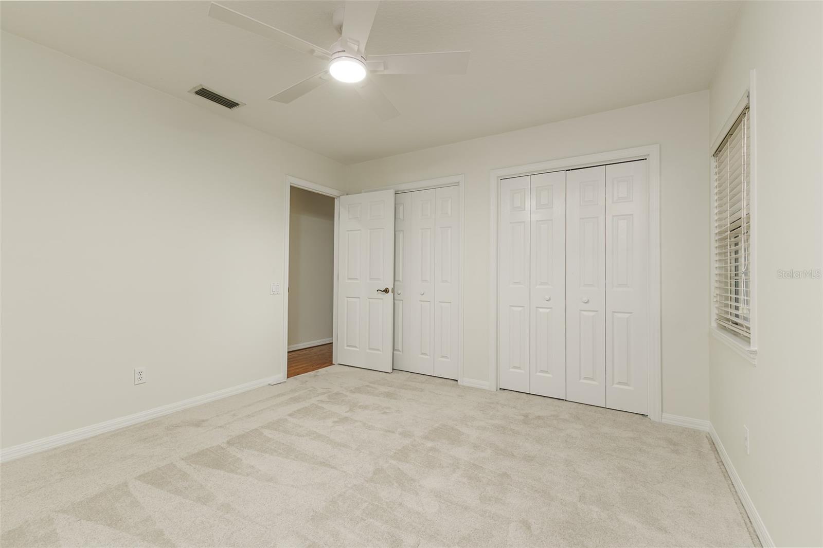 Single Family Residence at 725 HERITAGE DR NE, WINTER HAVEN, photo 37 of 53