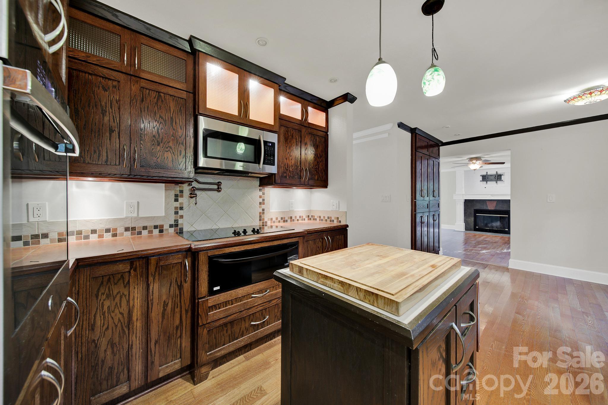 Single Family Residence at 7055 Mariners Court, Tega Cay, photo 22 of 43