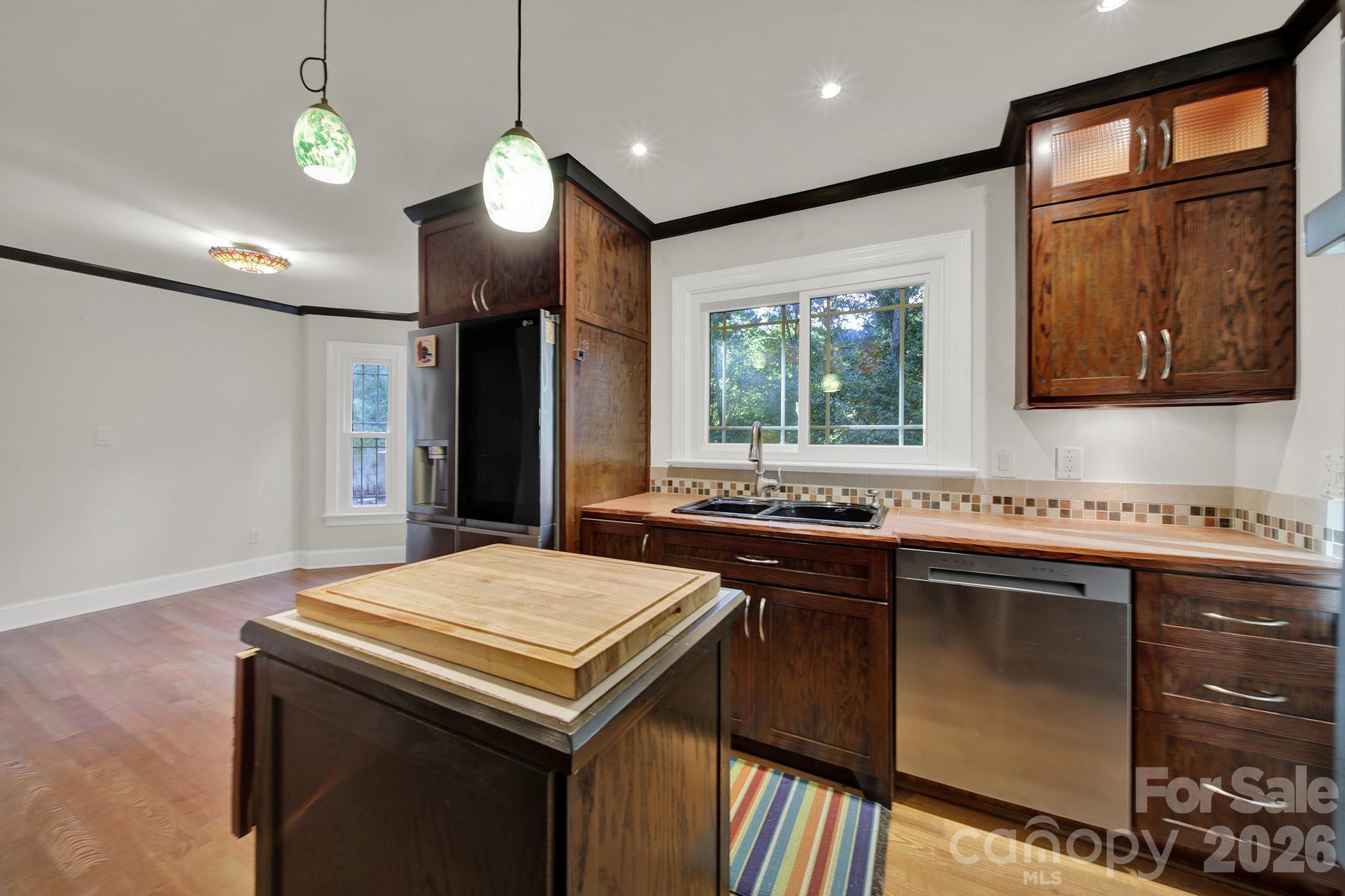 Single Family Residence at 7055 Mariners Court, Tega Cay, photo 23 of 43