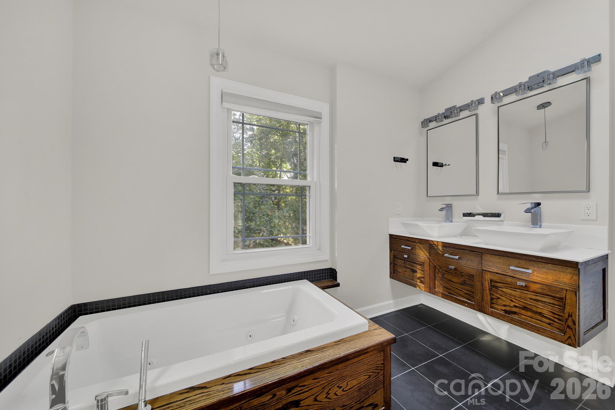 Single Family Residence at 7055 Mariners Court, Tega Cay, photo 33 of 43