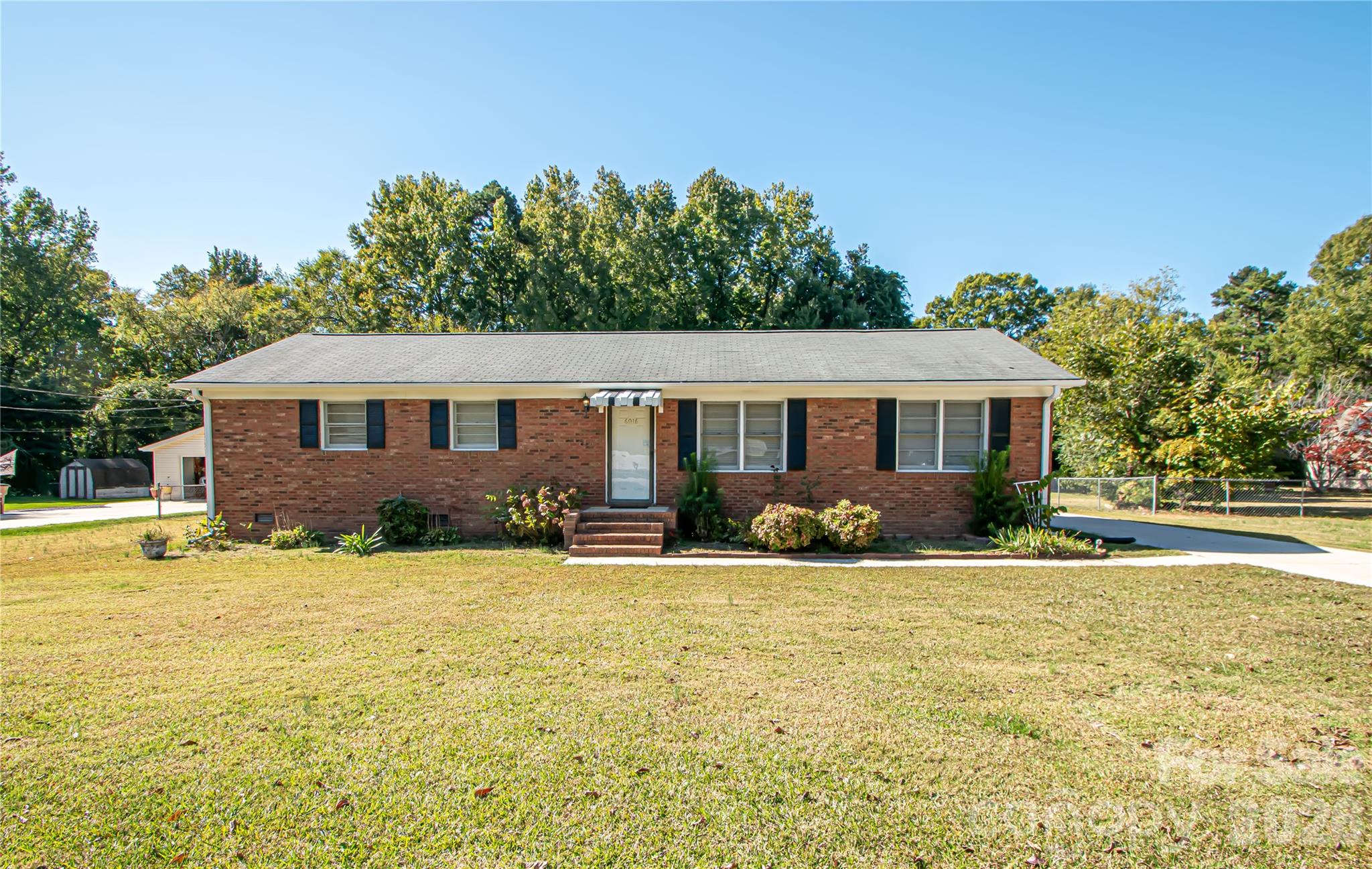 6016 Potter Road