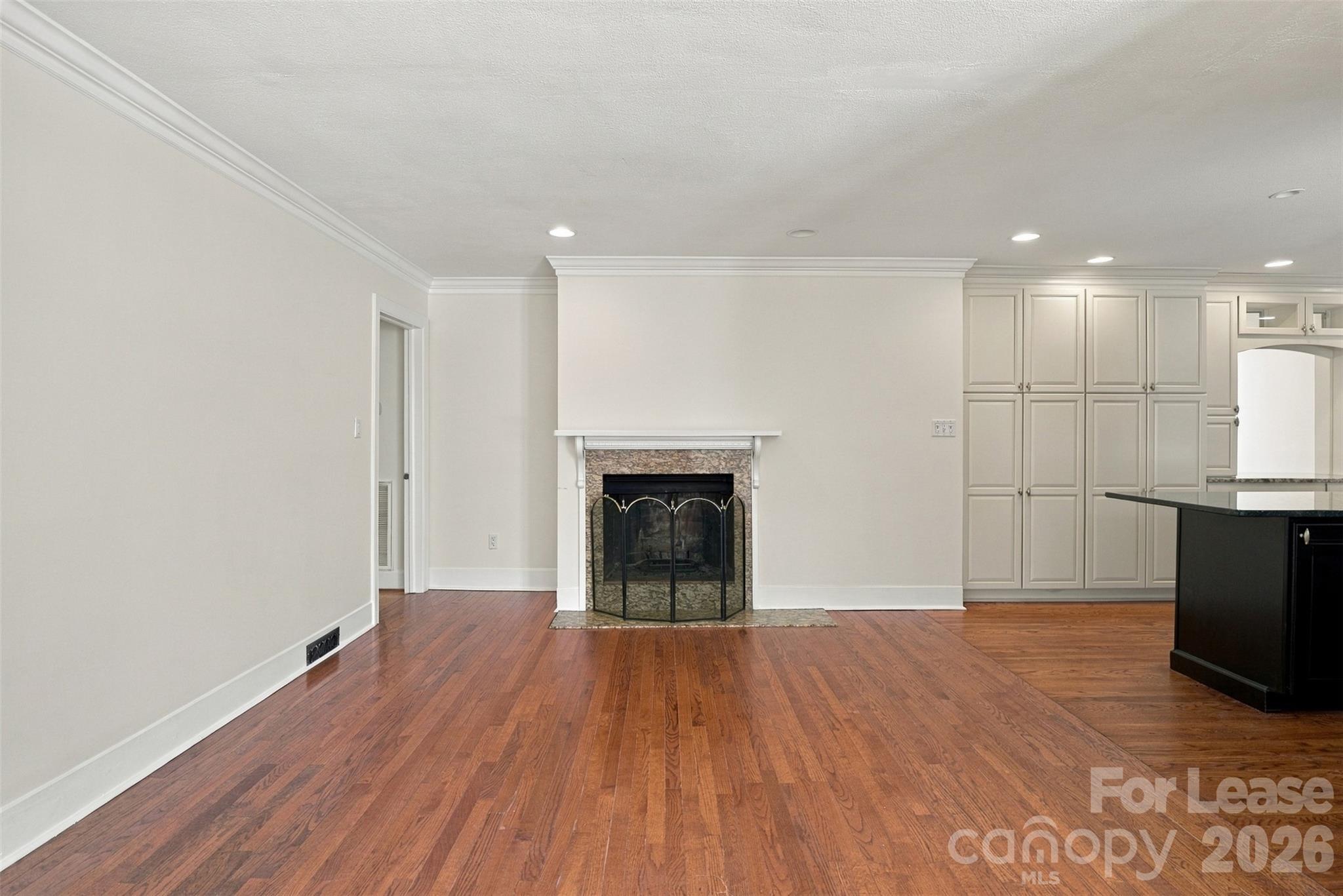 Single Family Residence at 618 Shelton Street, Charlotte, photo 9 of 24