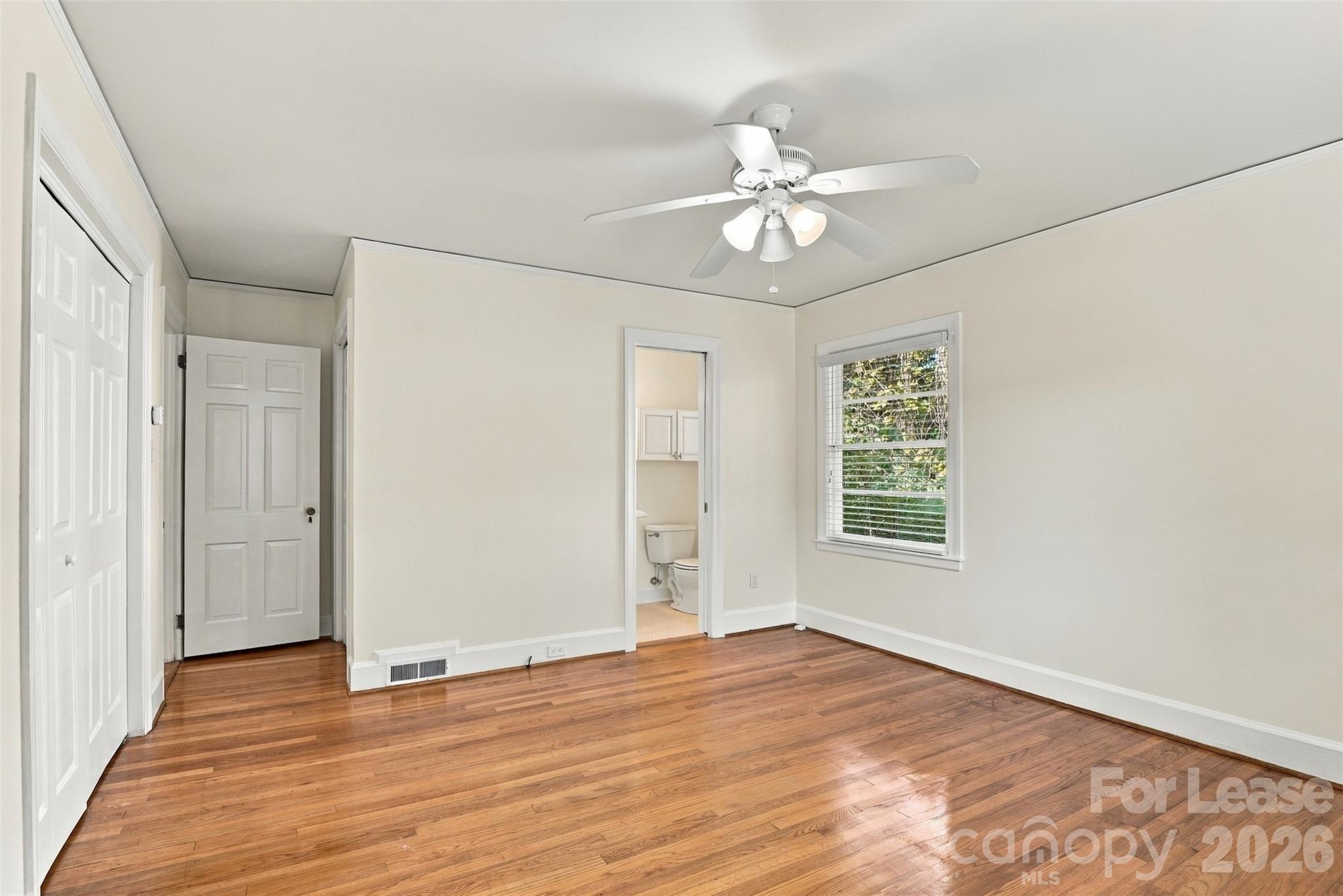 Single Family Residence at 618 Shelton Street, Charlotte, photo 17 of 24