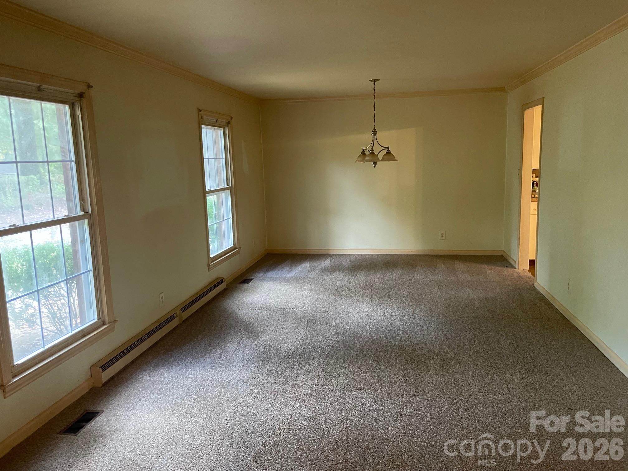 Single Family Residence at 7808 Elwood Drive, Charlotte, photo 3 of 11