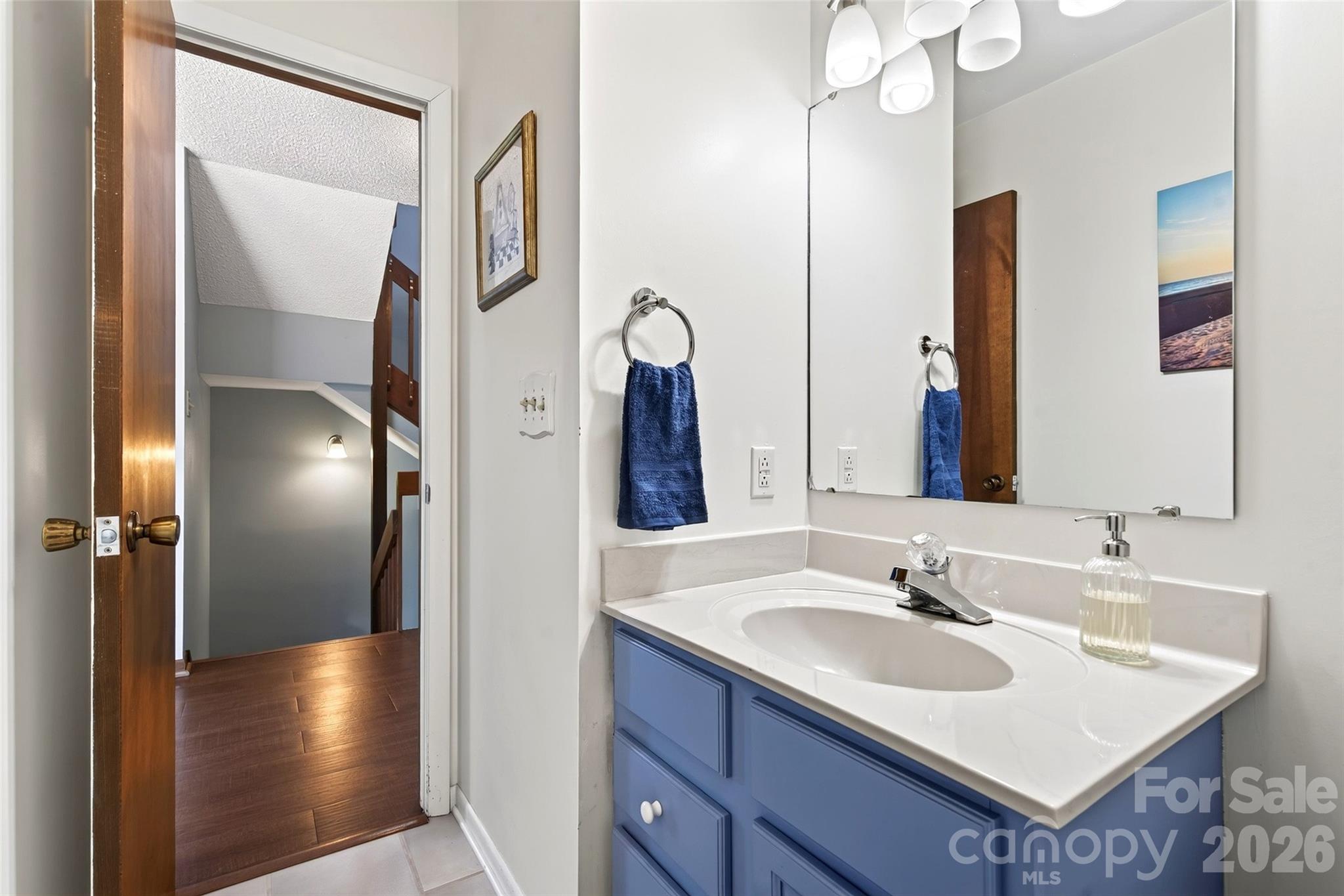 Condominium at 1 Lynx Drive, Black Mountain, photo 12 of 46