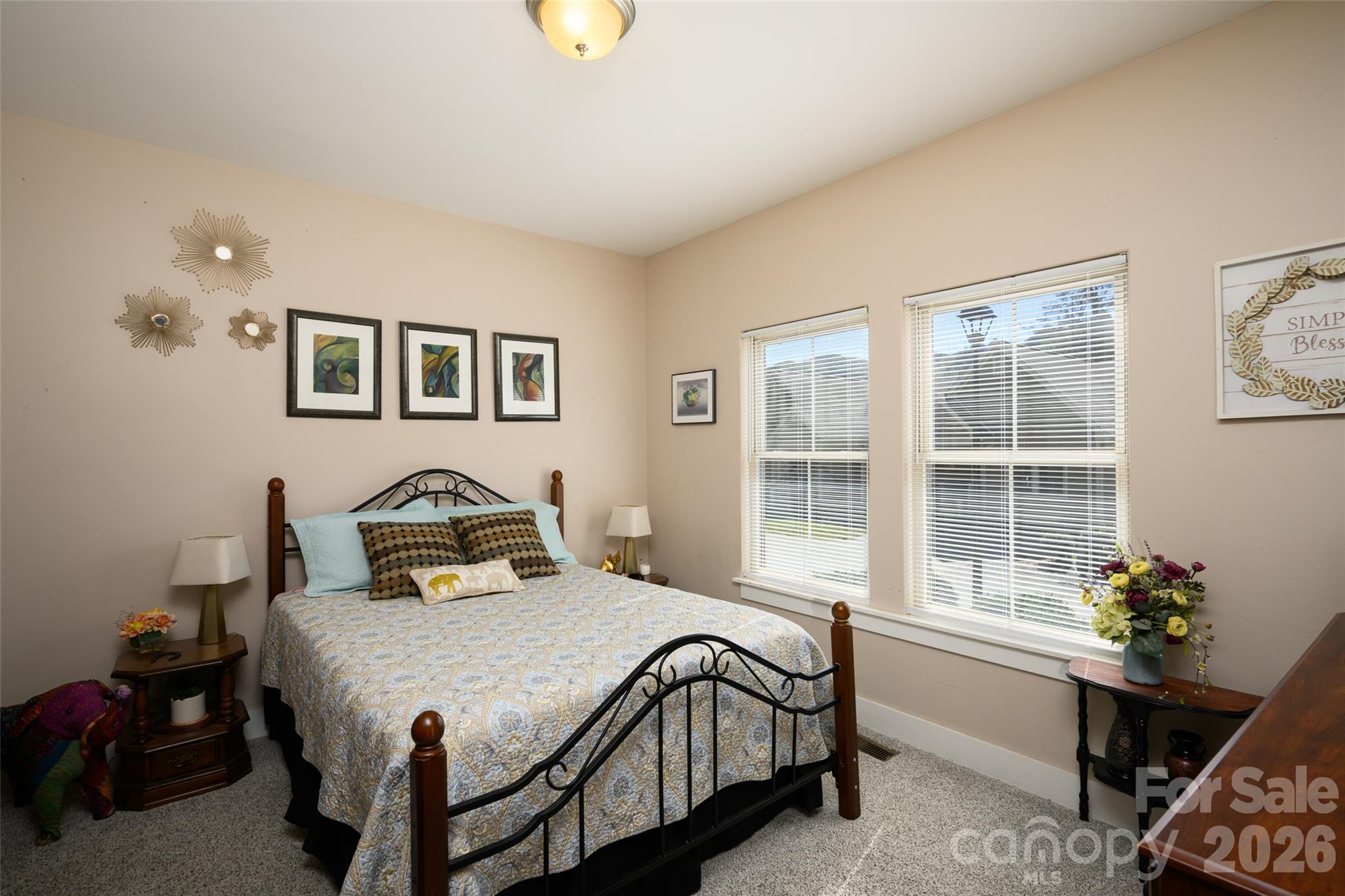 Townhouse at 421 Kerlee Heights Road, Black Mountain, photo 8 of 14