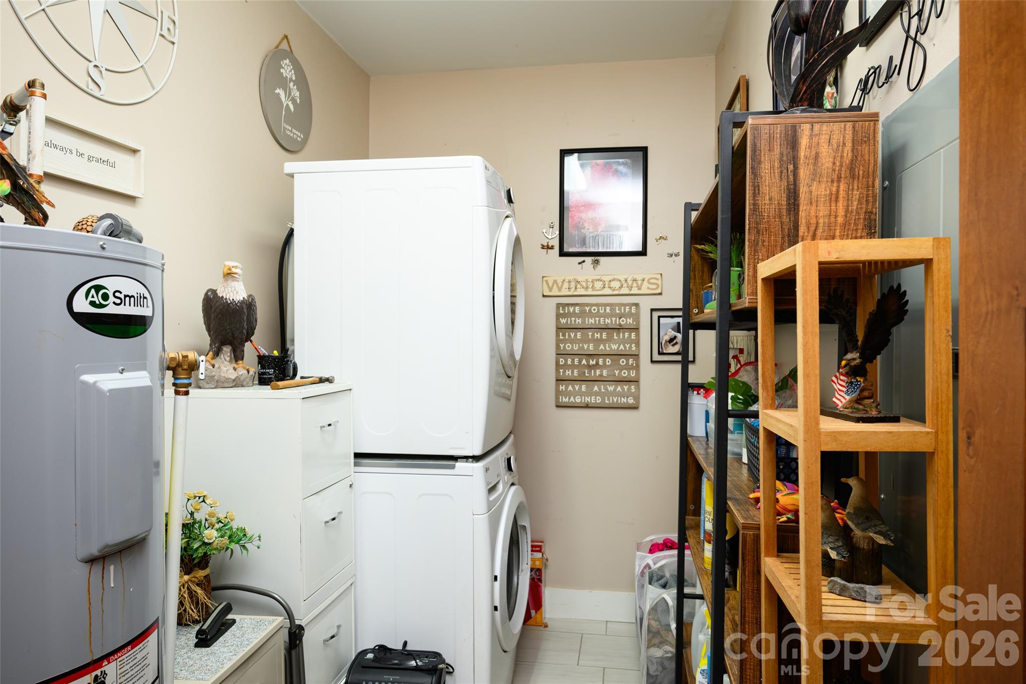 Townhouse at 421 Kerlee Heights Road, Black Mountain, photo 13 of 14