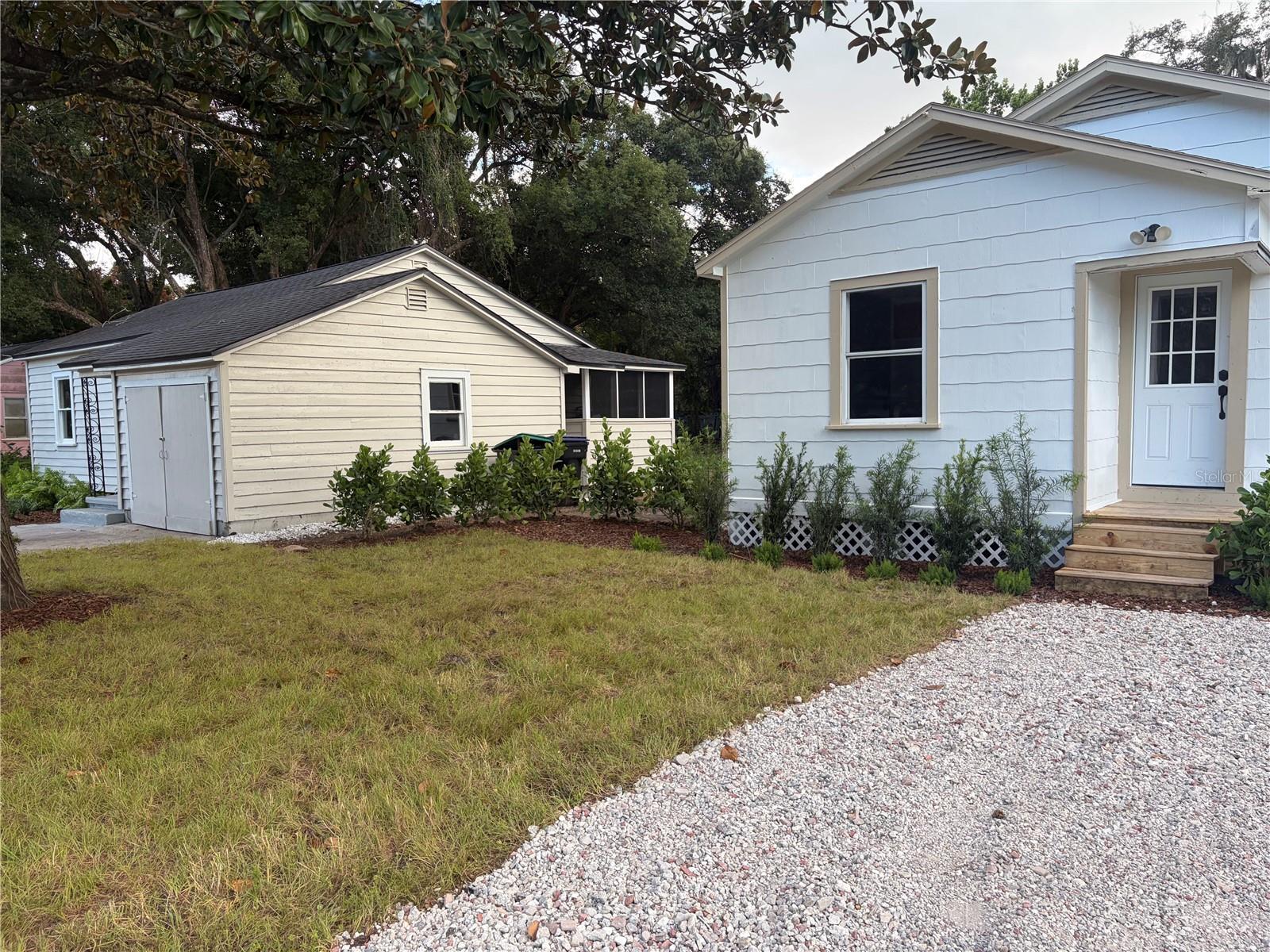 Duplex at 2500 RAEFORD RD, ORLANDO, photo 2 of 6