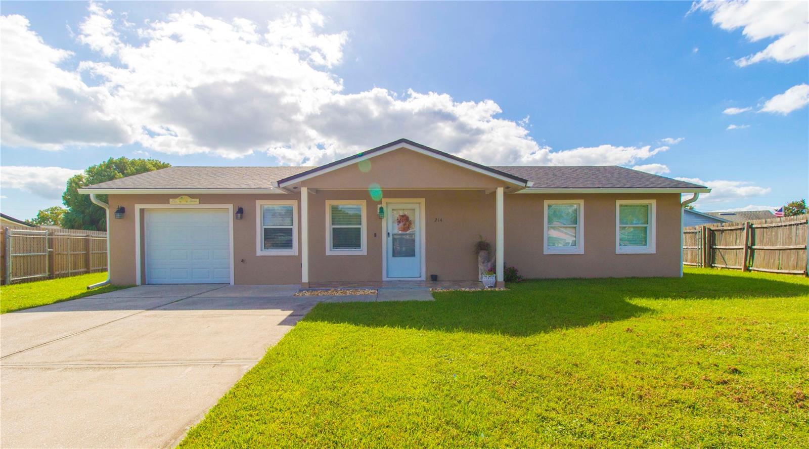 214 DAHLIA DR