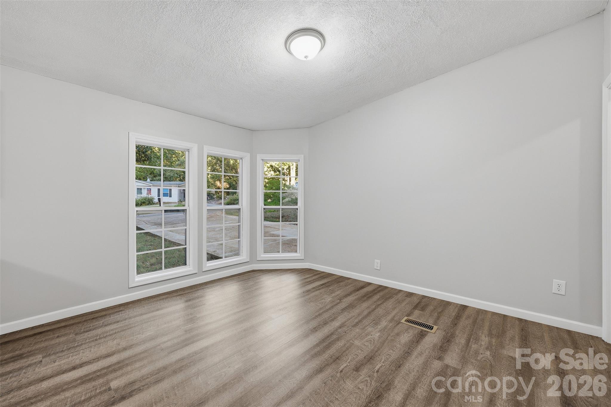 Single Family Residence at 3363 Stony Brook Circle, Newton, photo 11 of 40