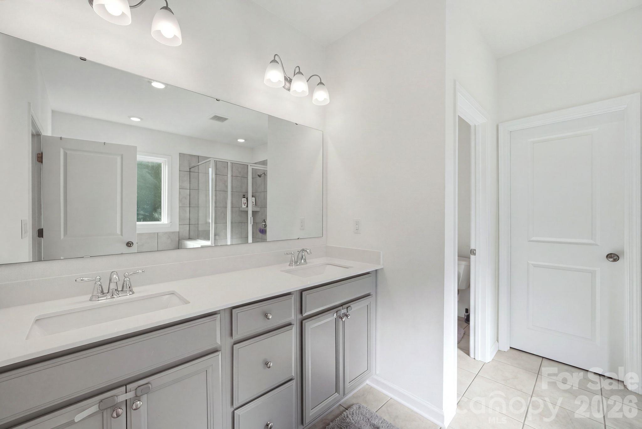 Dual sinks and plenty of storage - 4603 Monument Valley Drive, Indian Land