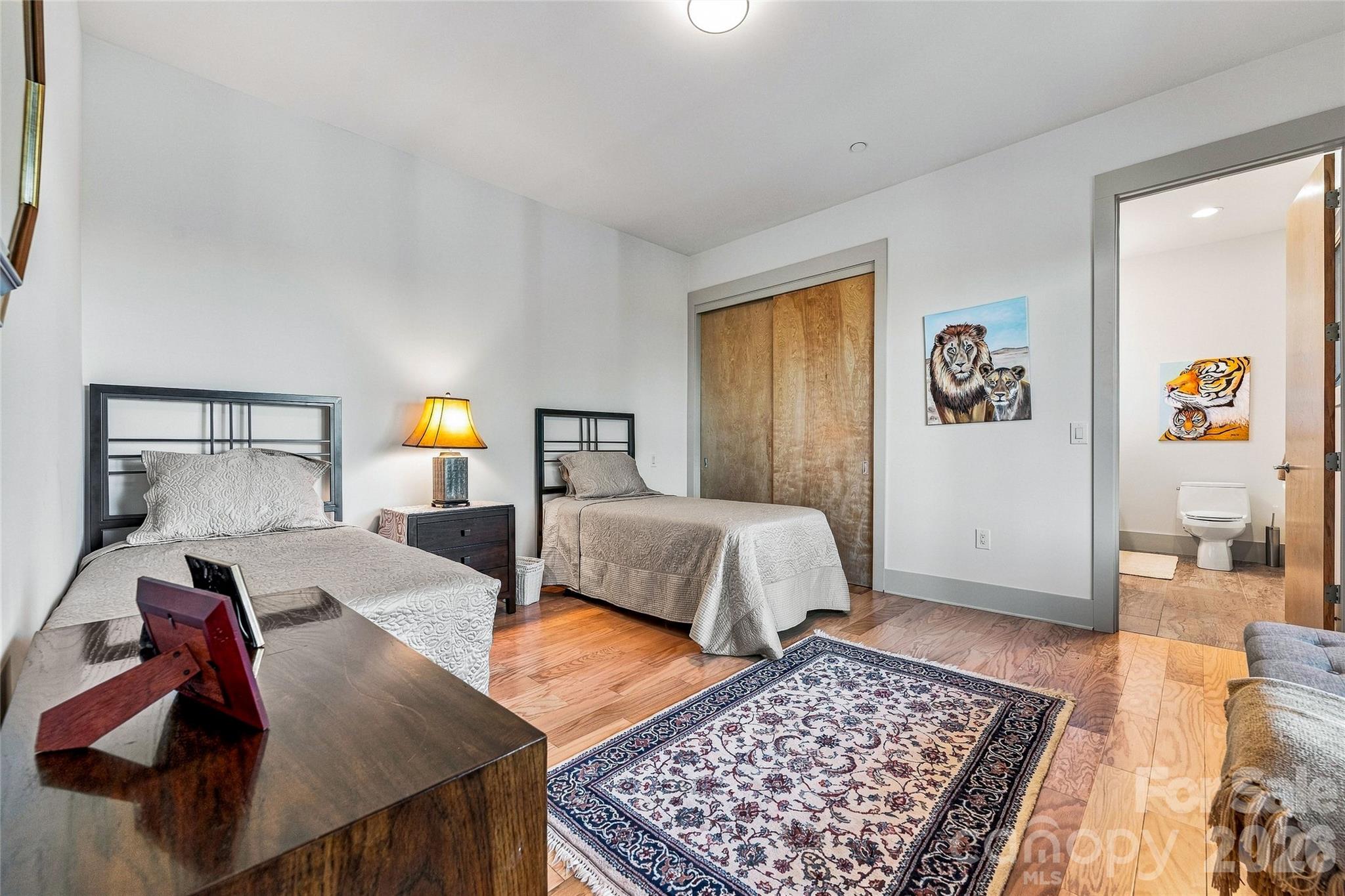 Comfortable Guest Suite - 22 Quartz Trail, Hendersonville