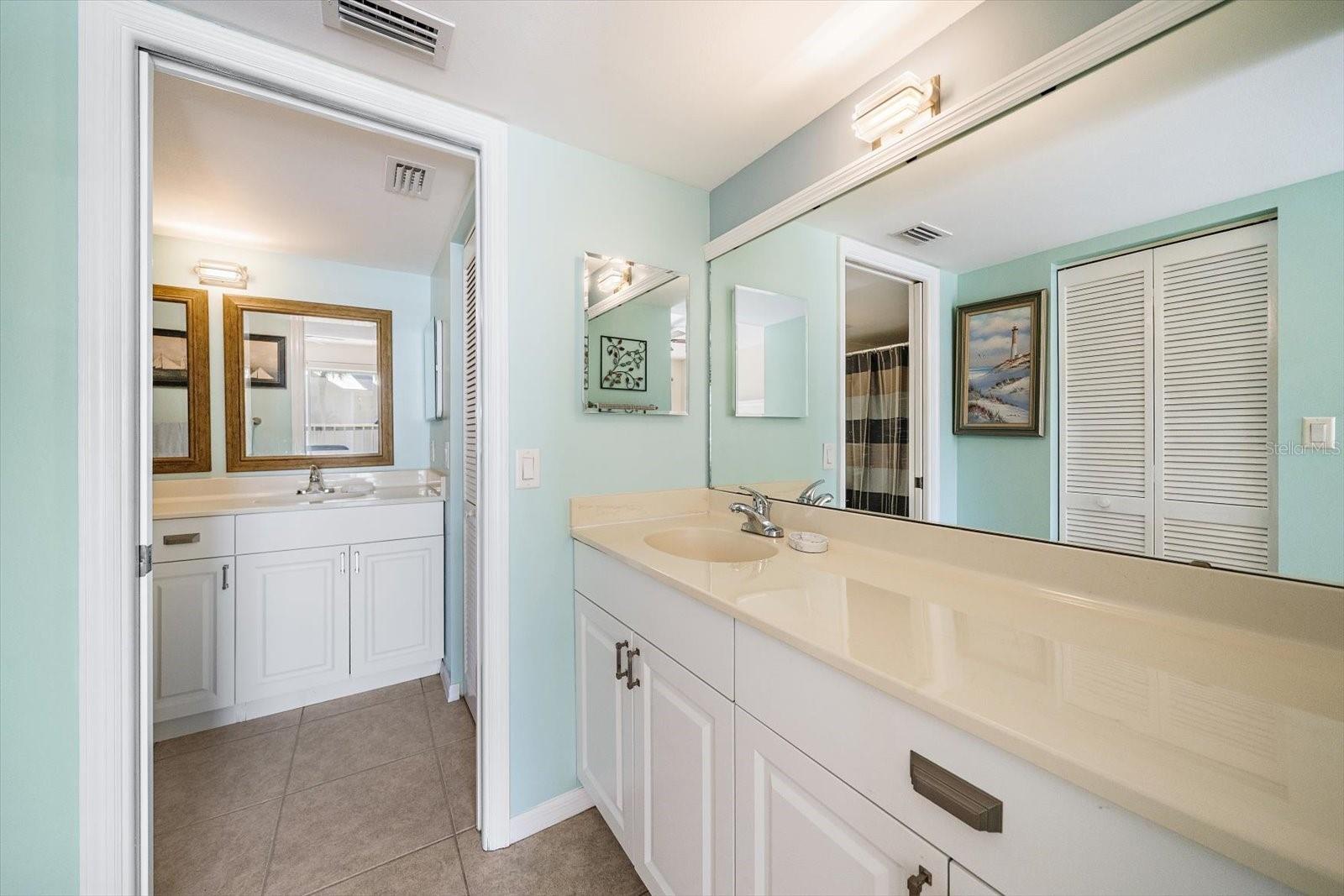 Condominium at 439 CERROMAR LN #410, VENICE, photo 20 of 29