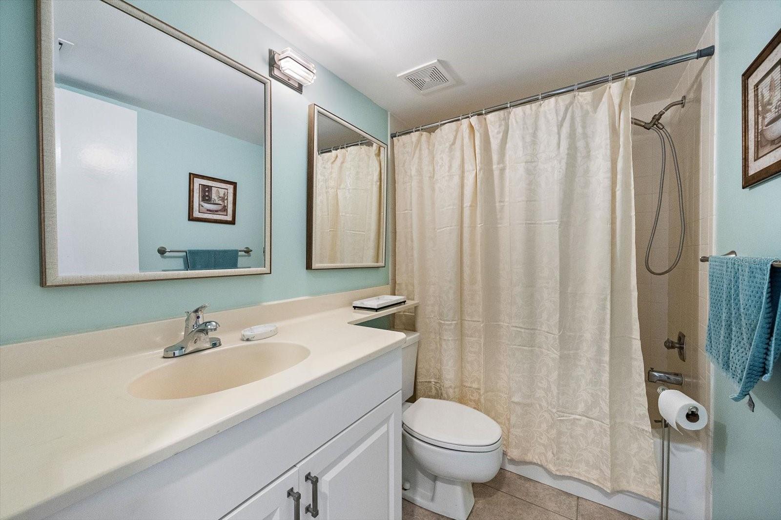 Condominium at 439 CERROMAR LN #410, VENICE, photo 27 of 29