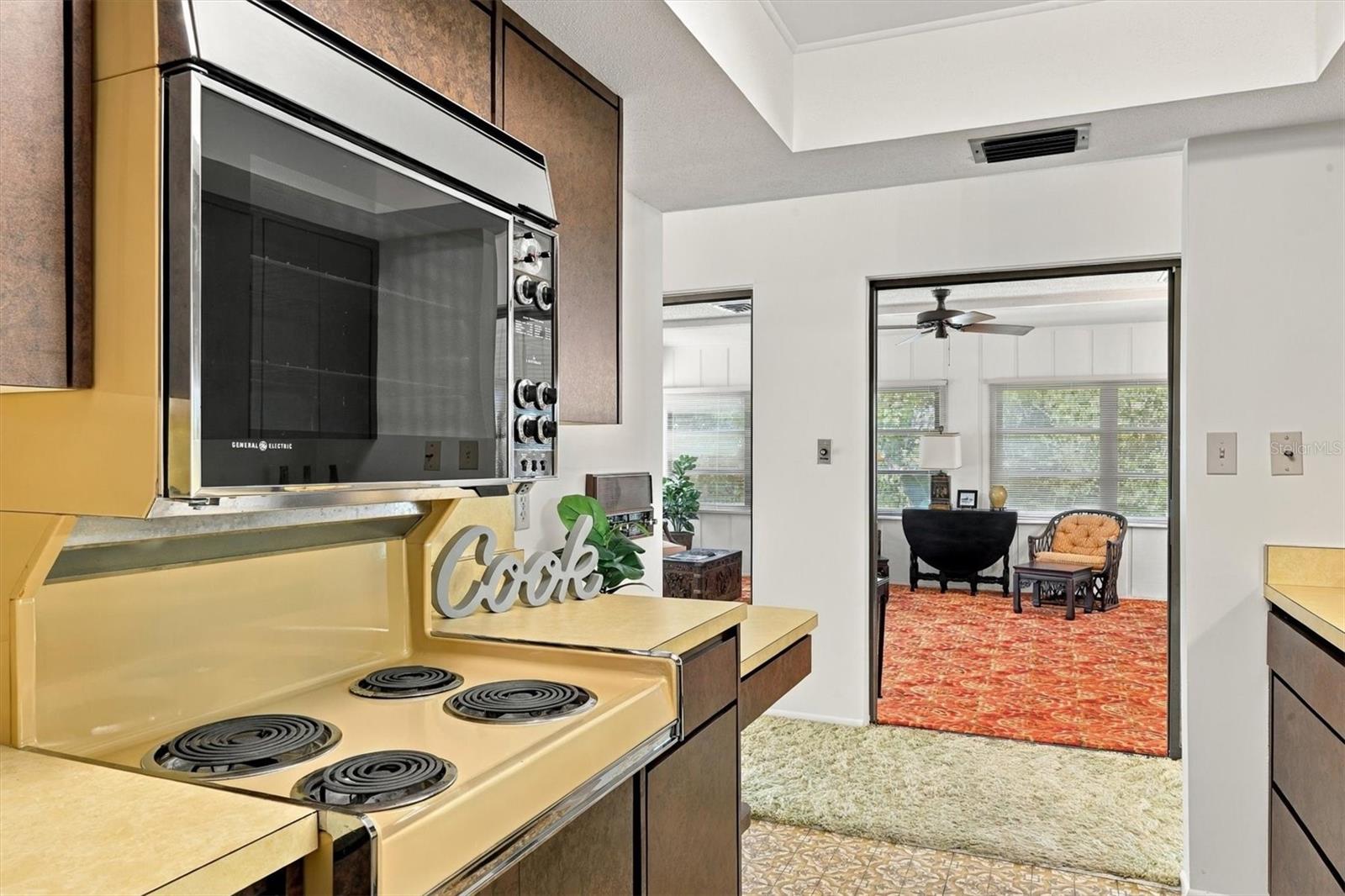 Condominium at 7232 LAS CASAS DR #7232, SARASOTA, photo 19 of 45