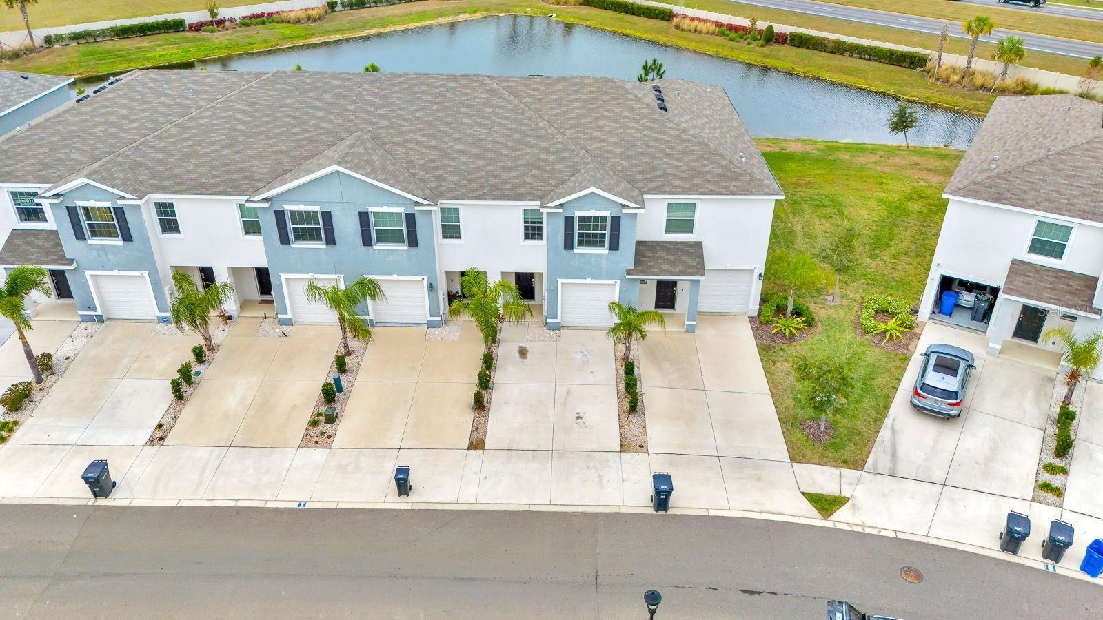 Townhouse at 136 MANGROVE SHADE CIR, APOLLO BEACH, photo 2 of 42