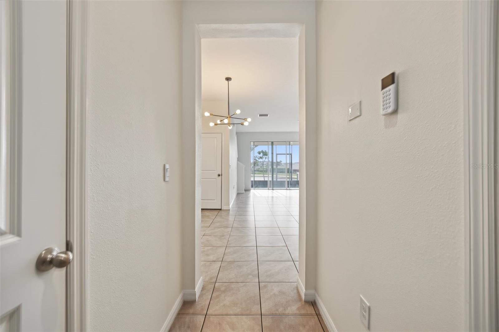 Townhouse at 136 MANGROVE SHADE CIR, APOLLO BEACH, photo 4 of 42