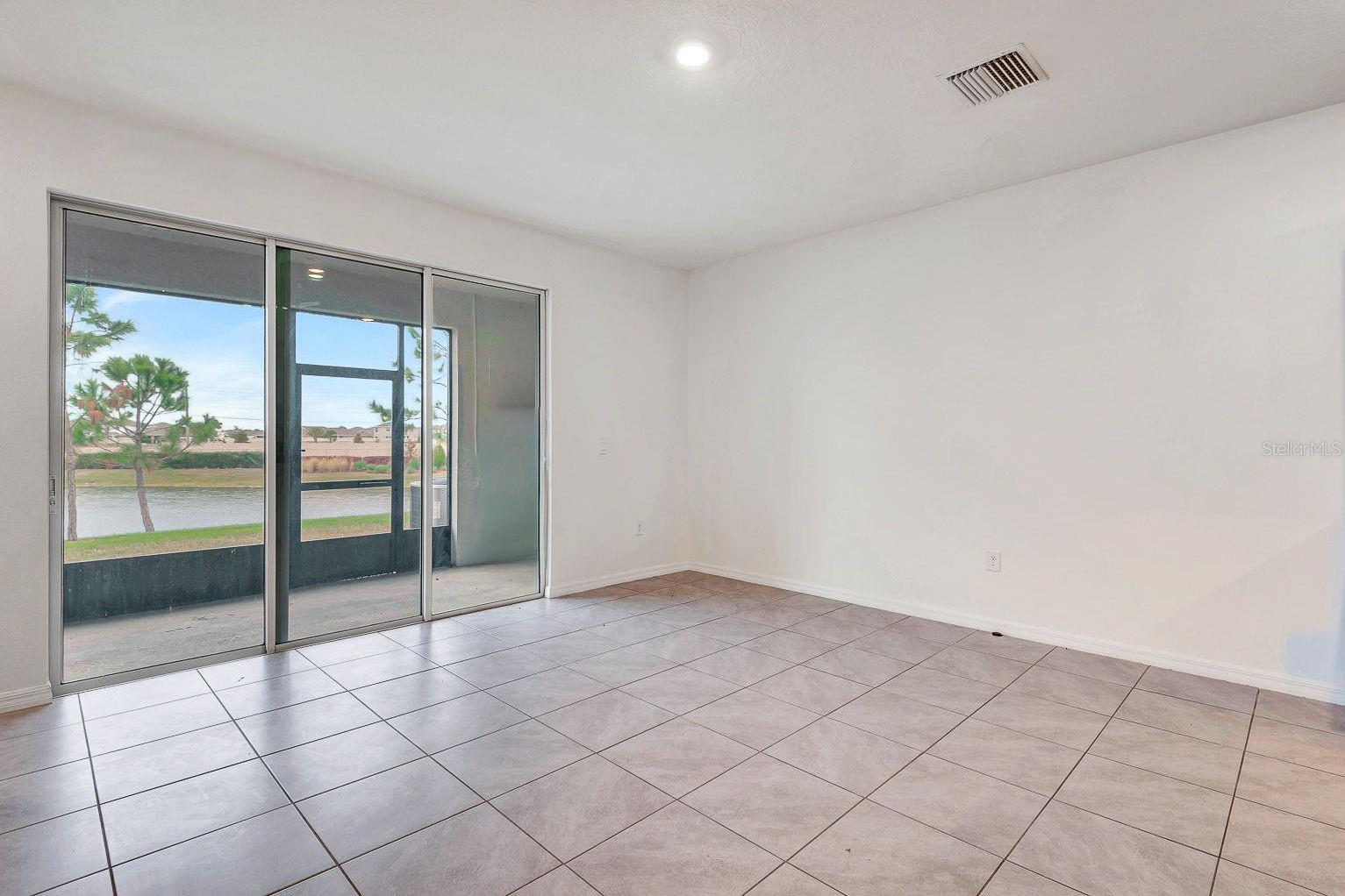 Townhouse at 136 MANGROVE SHADE CIR, APOLLO BEACH, photo 11 of 42