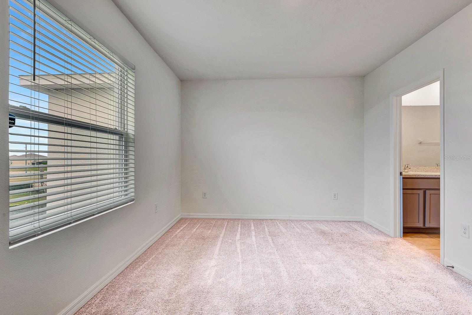 Townhouse at 136 MANGROVE SHADE CIR, APOLLO BEACH, photo 22 of 42