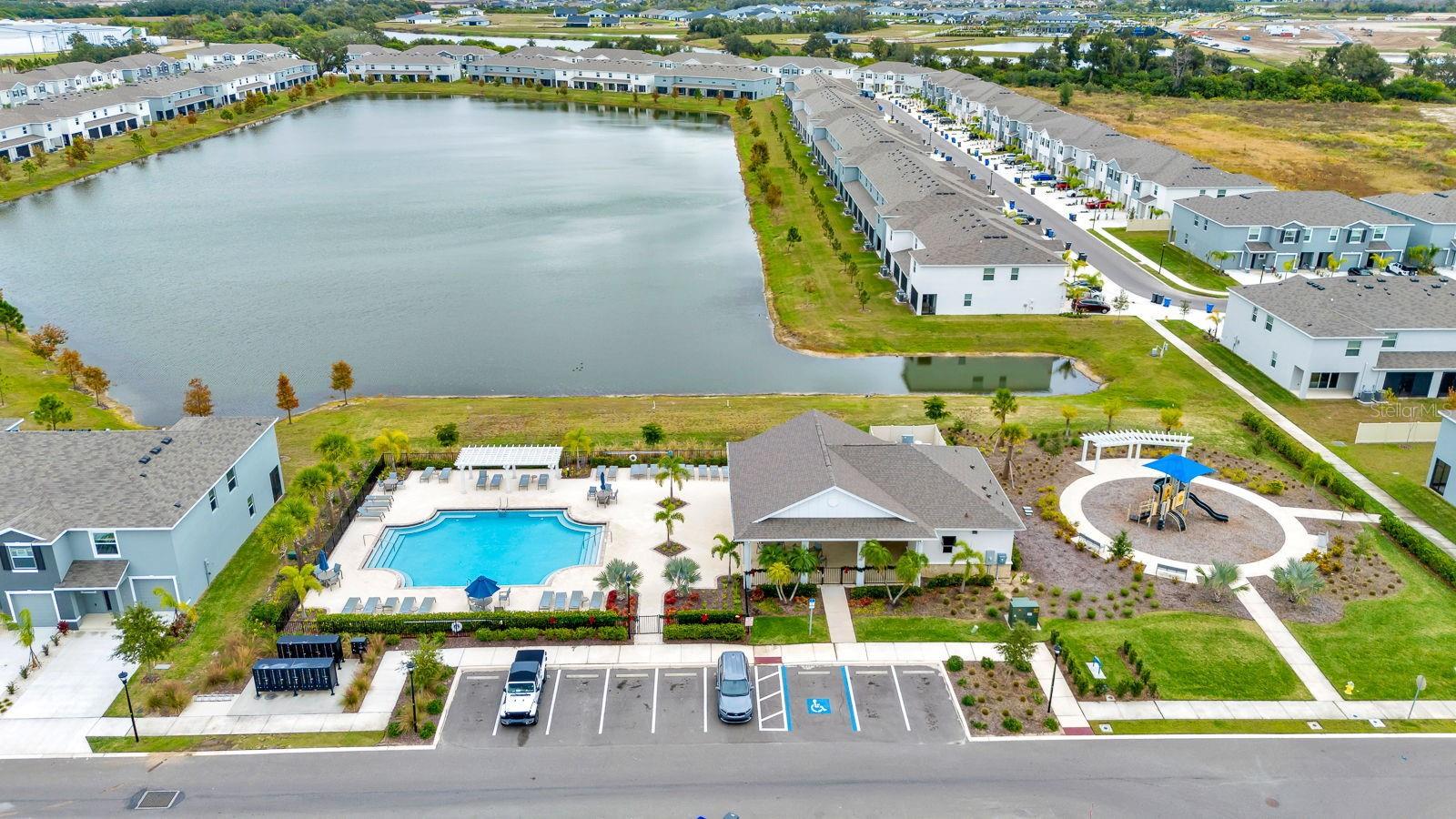 Townhouse at 136 MANGROVE SHADE CIR, APOLLO BEACH, photo 40 of 42