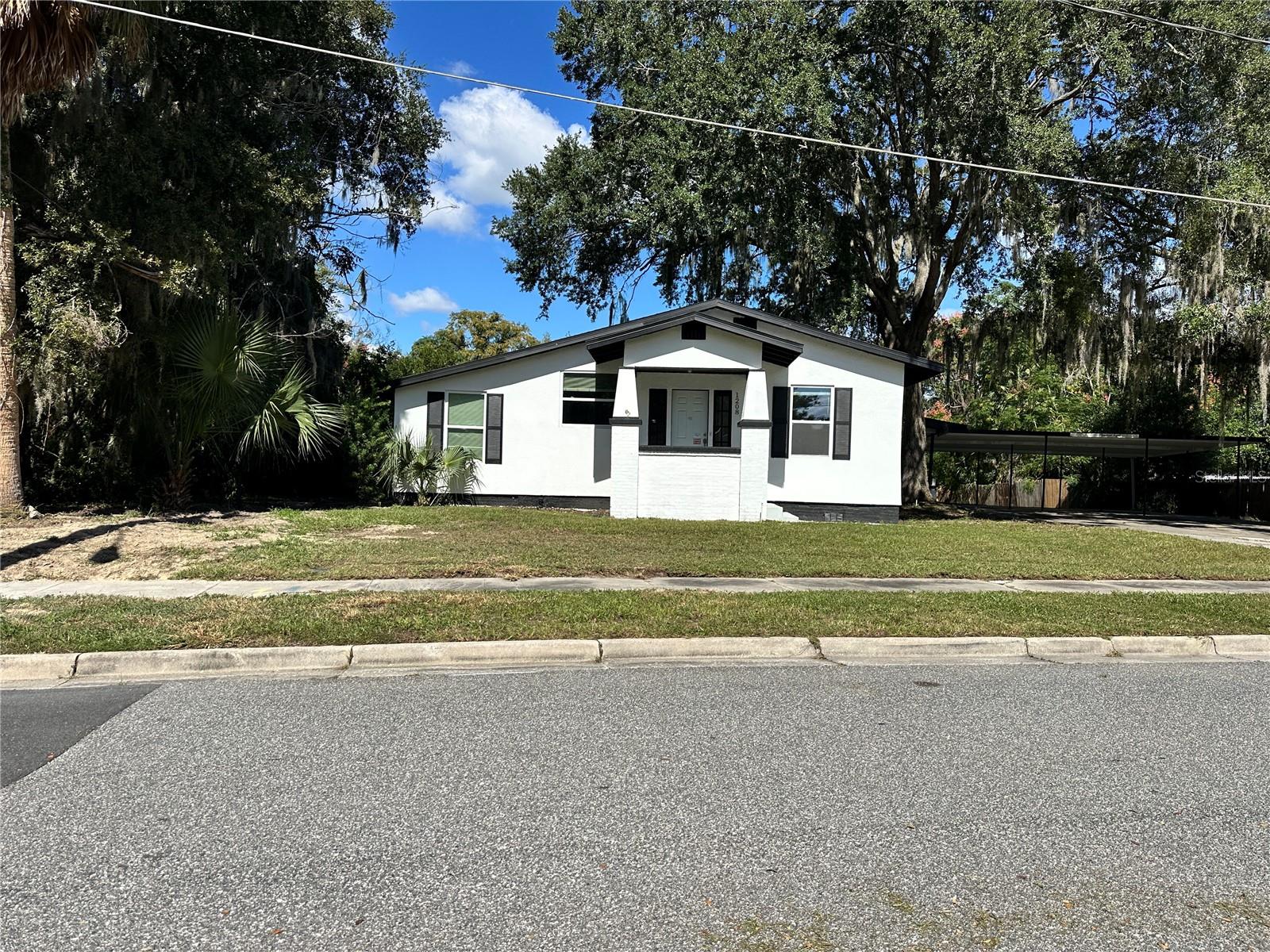 1208 BONAIRE DR